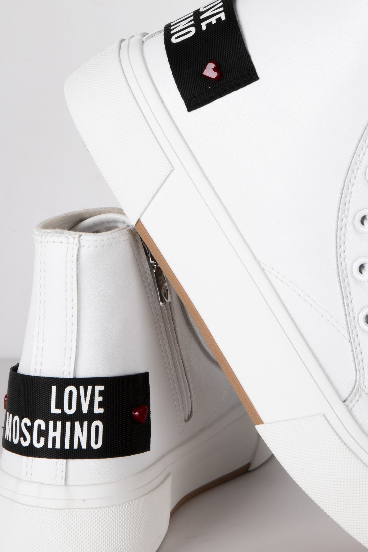 SNEAKERS WHITE 3