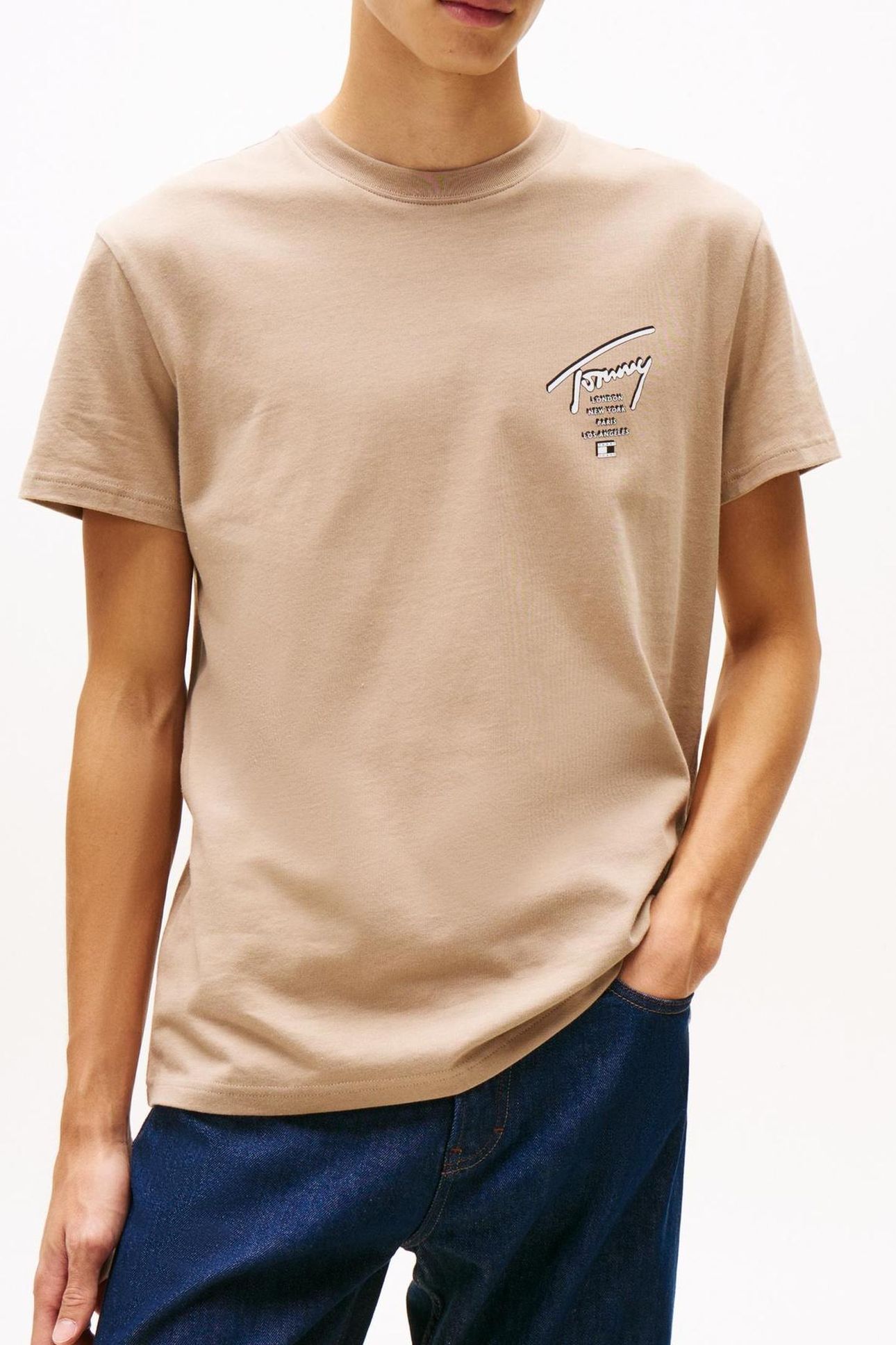TJM REG SIGN CITY TEE COASTAL TAUPE 1