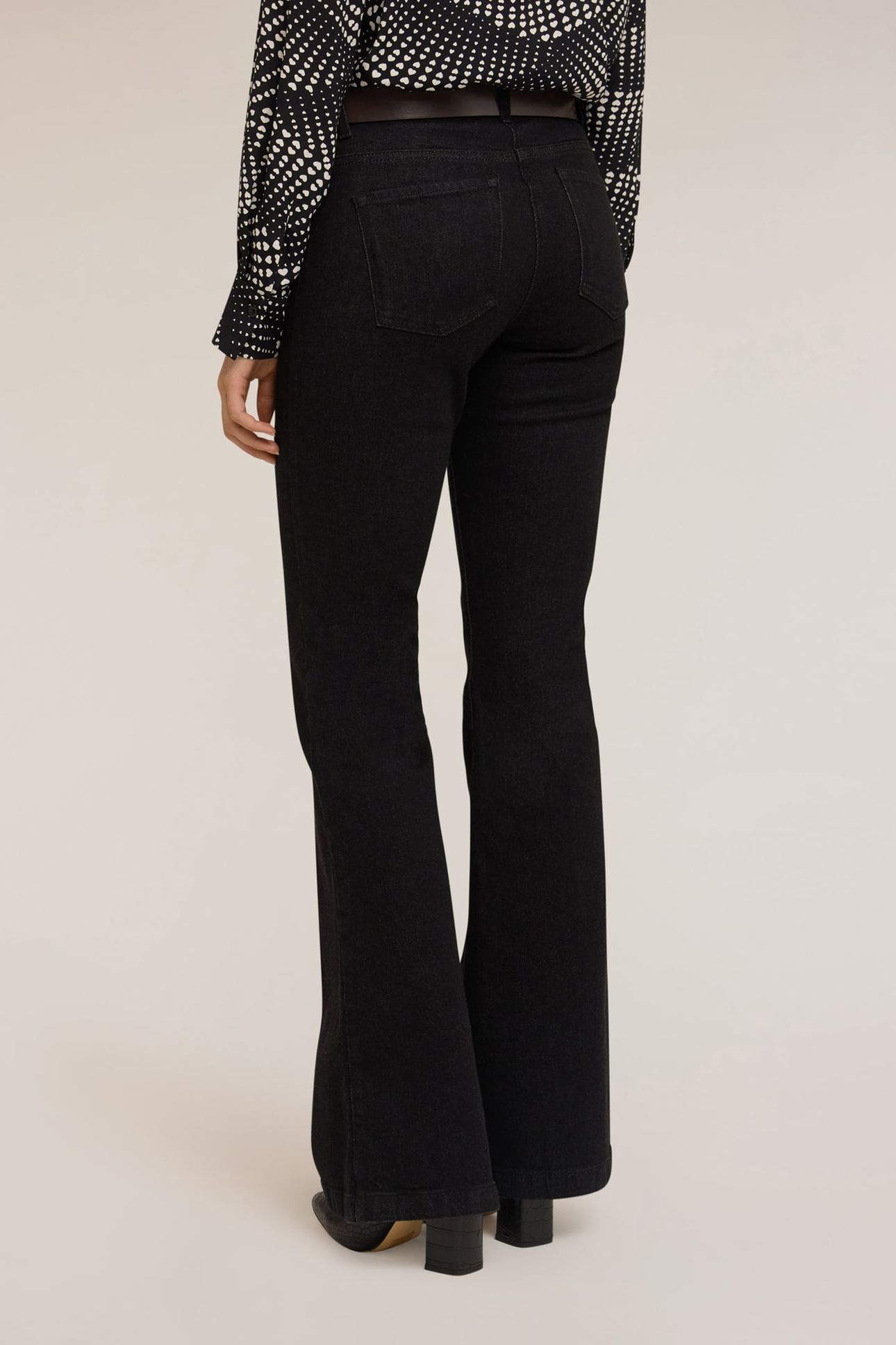 FLARE JEANS WITH METAL TOGGLES BLACK 3