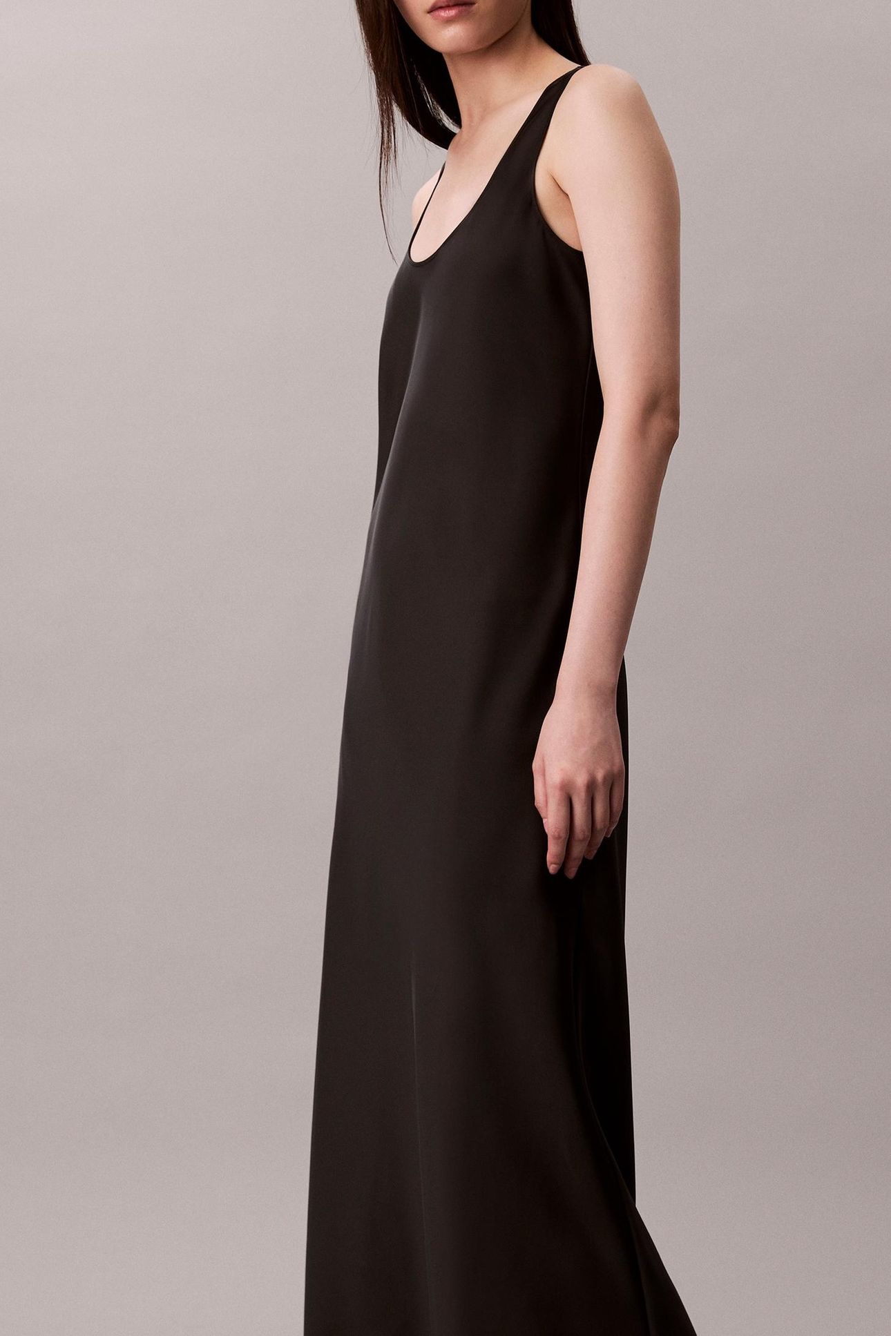 MATTE SHINE SATIN DRESS BLACK 3