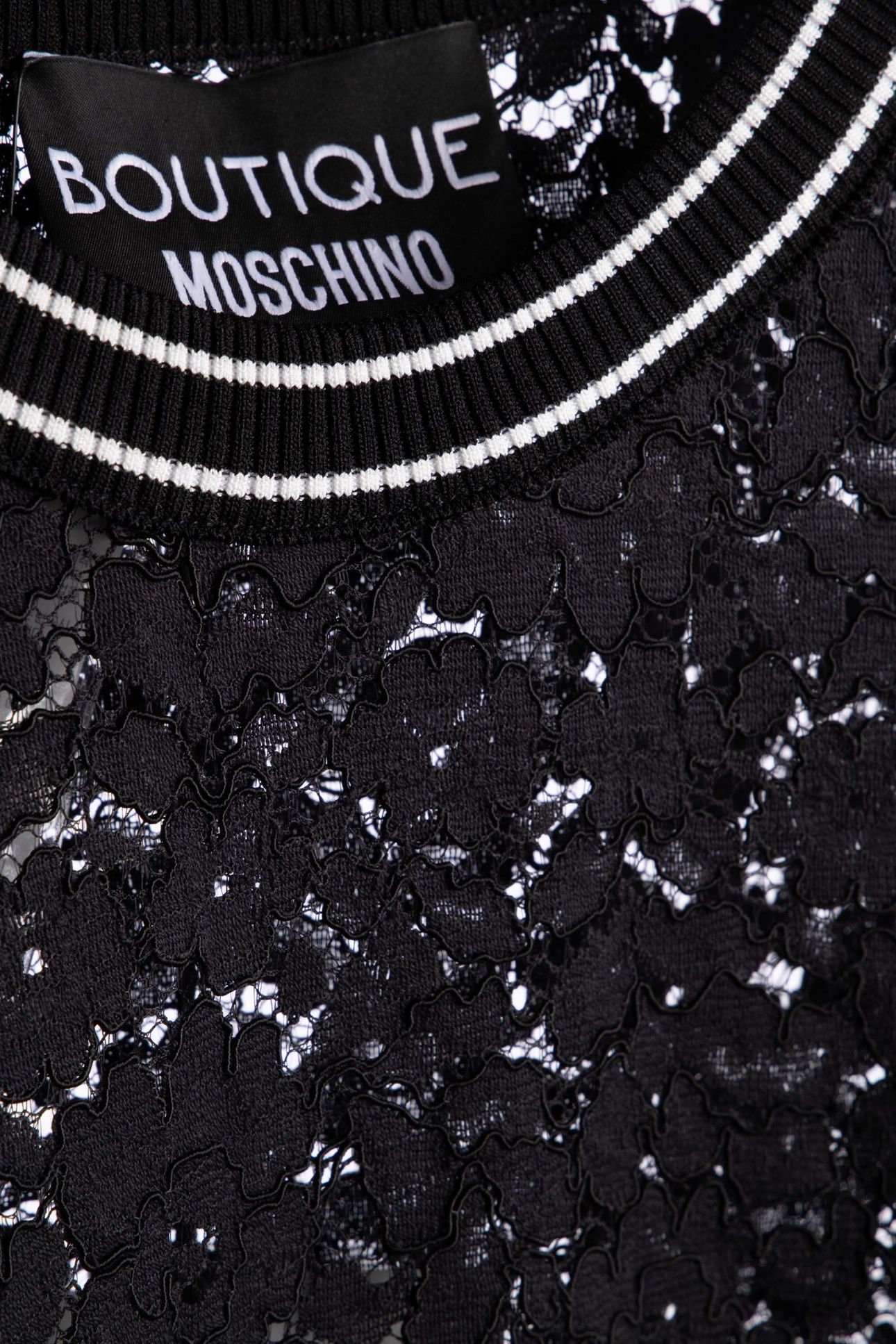 LACE TOP BLACK 4