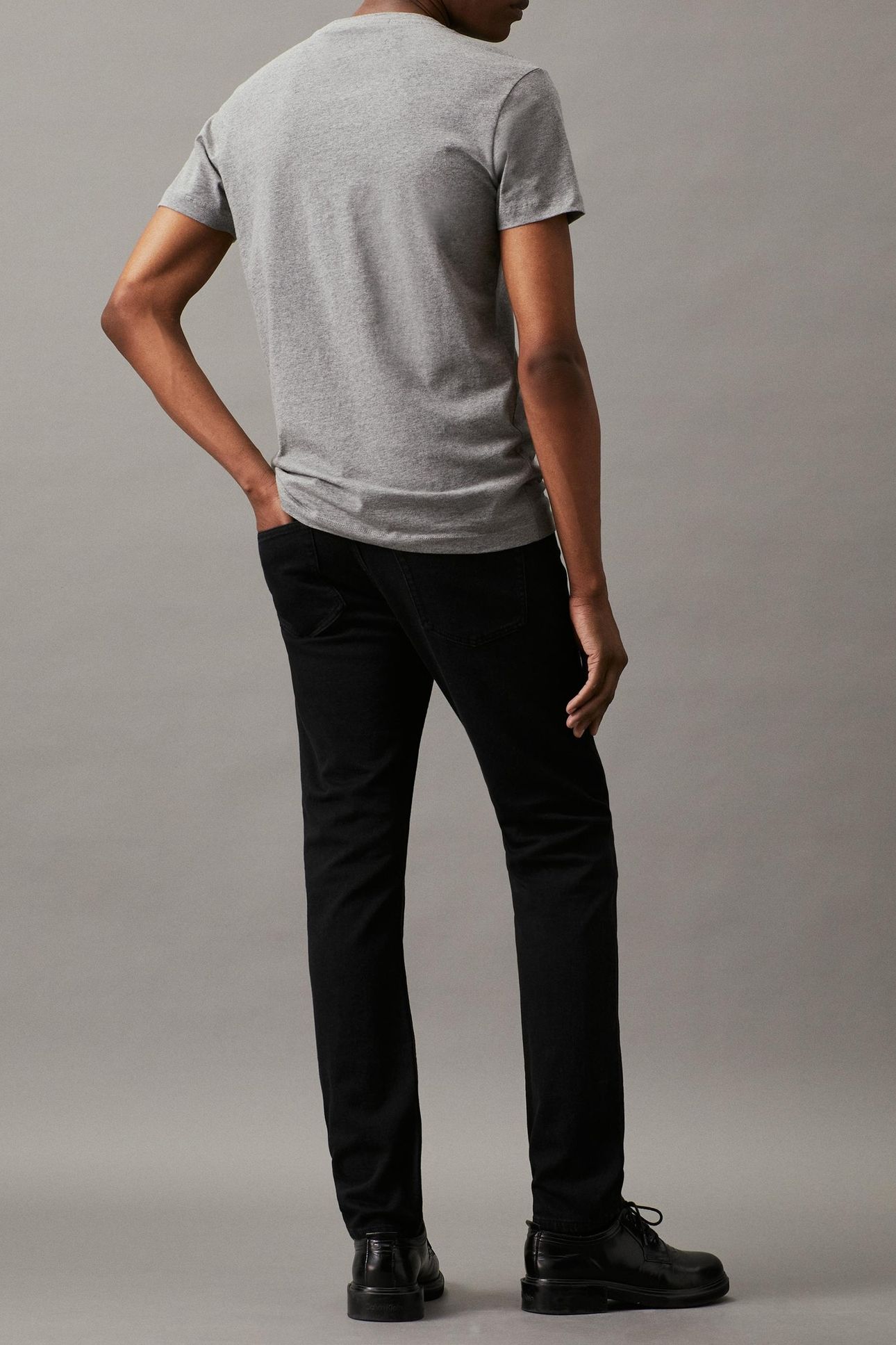 SLIM TAPER DENIM BLACK 2