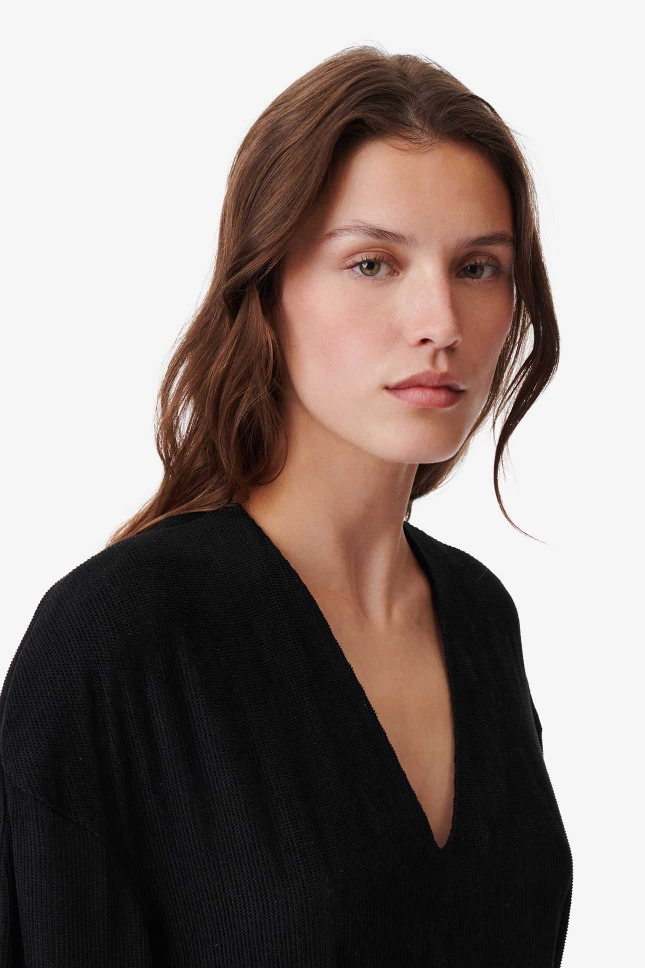 IZAE DRESS BLACK 5