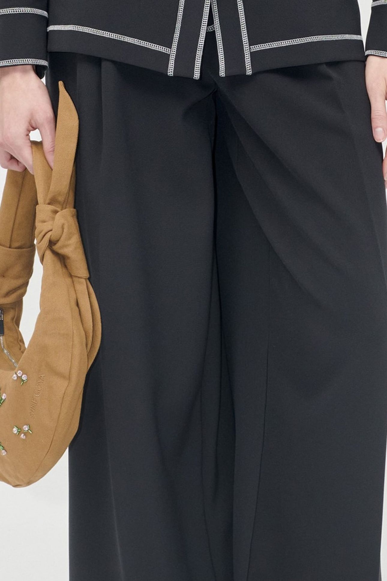 KNOTTED SATCHEL BROWN 2