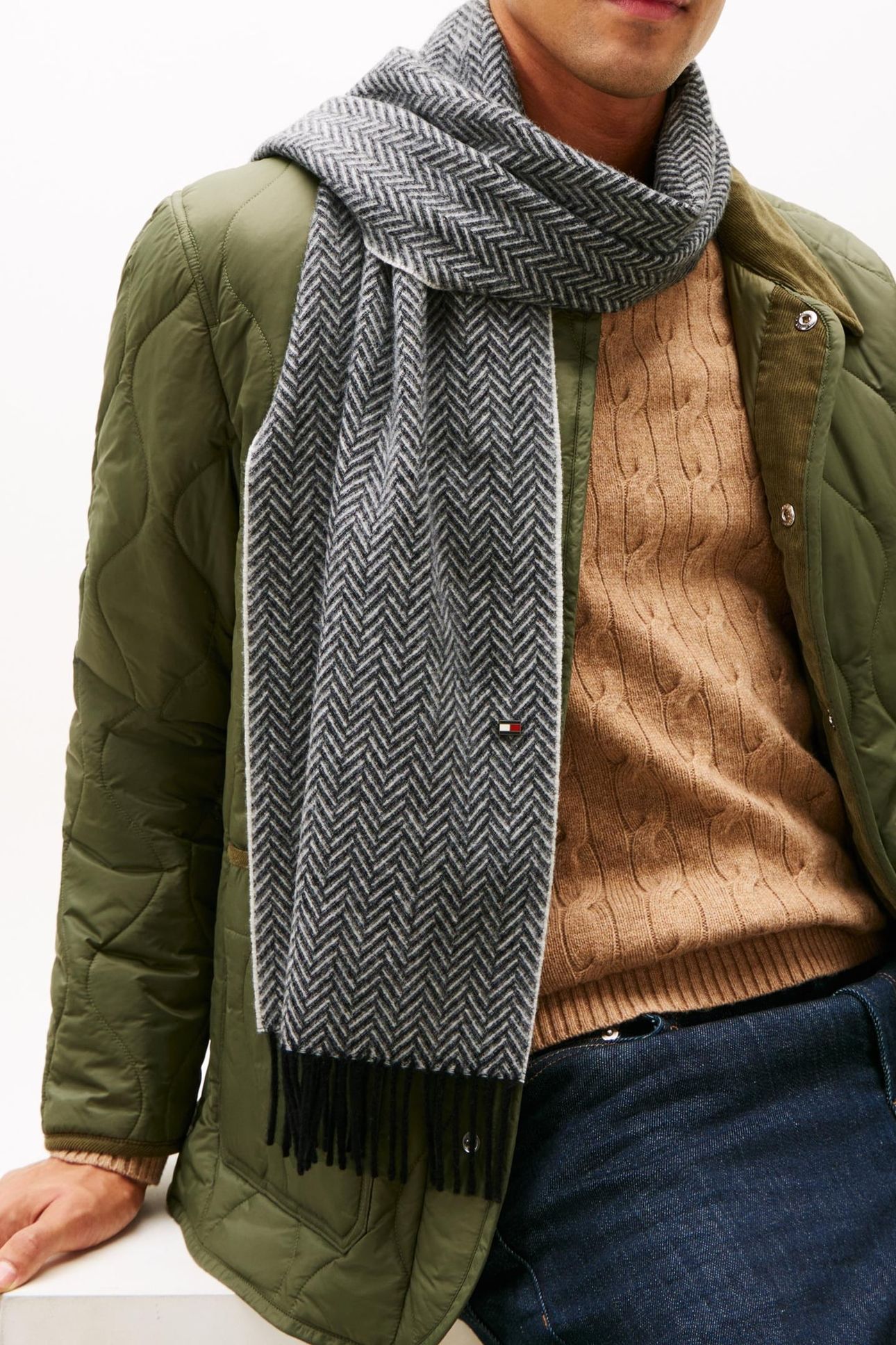 TH RWB HERRINGBONE SCARF GREY HERRINGBONE 2