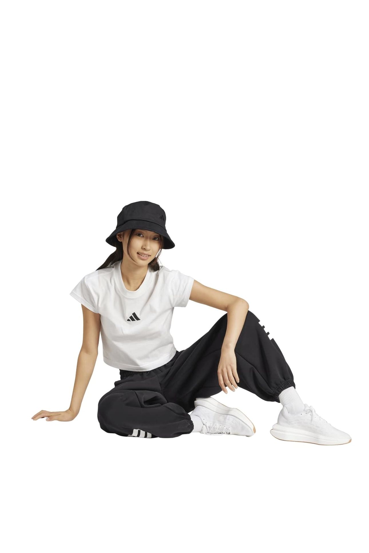 W FI SL BB TEE WHITE 6