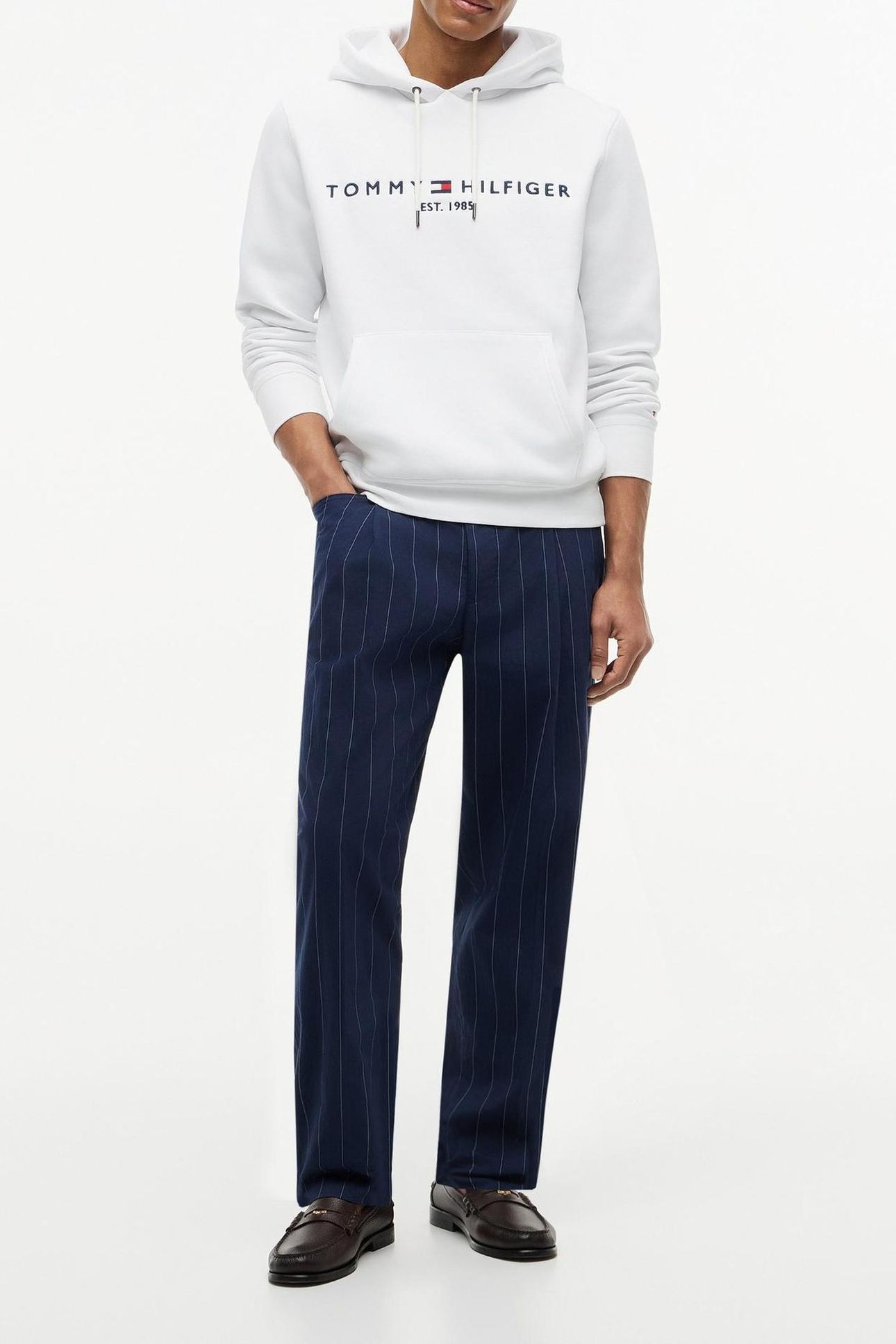TOMMY LOGO HOODY WHITE 3