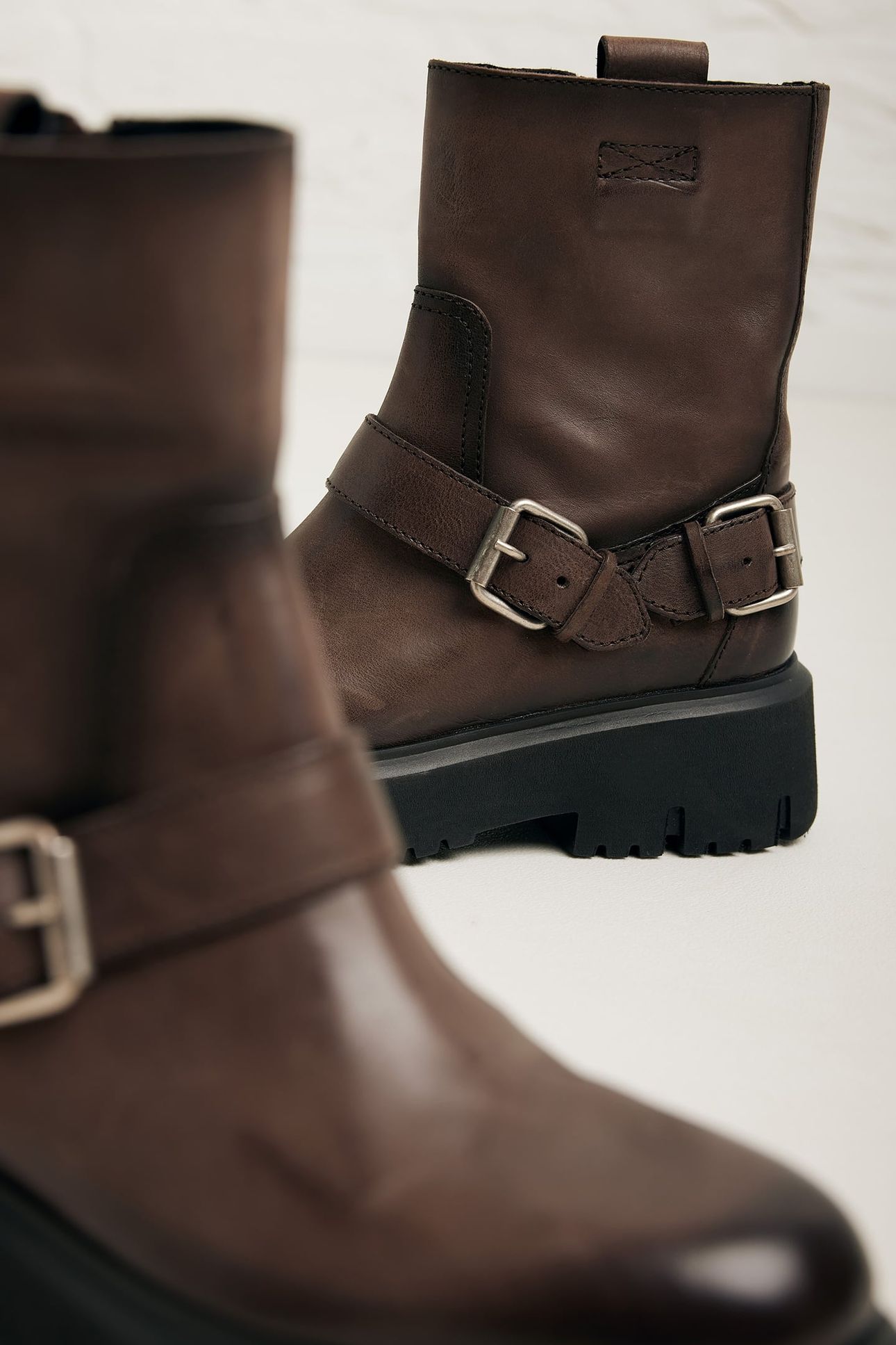 ZIVA JAGGER BROWN 6