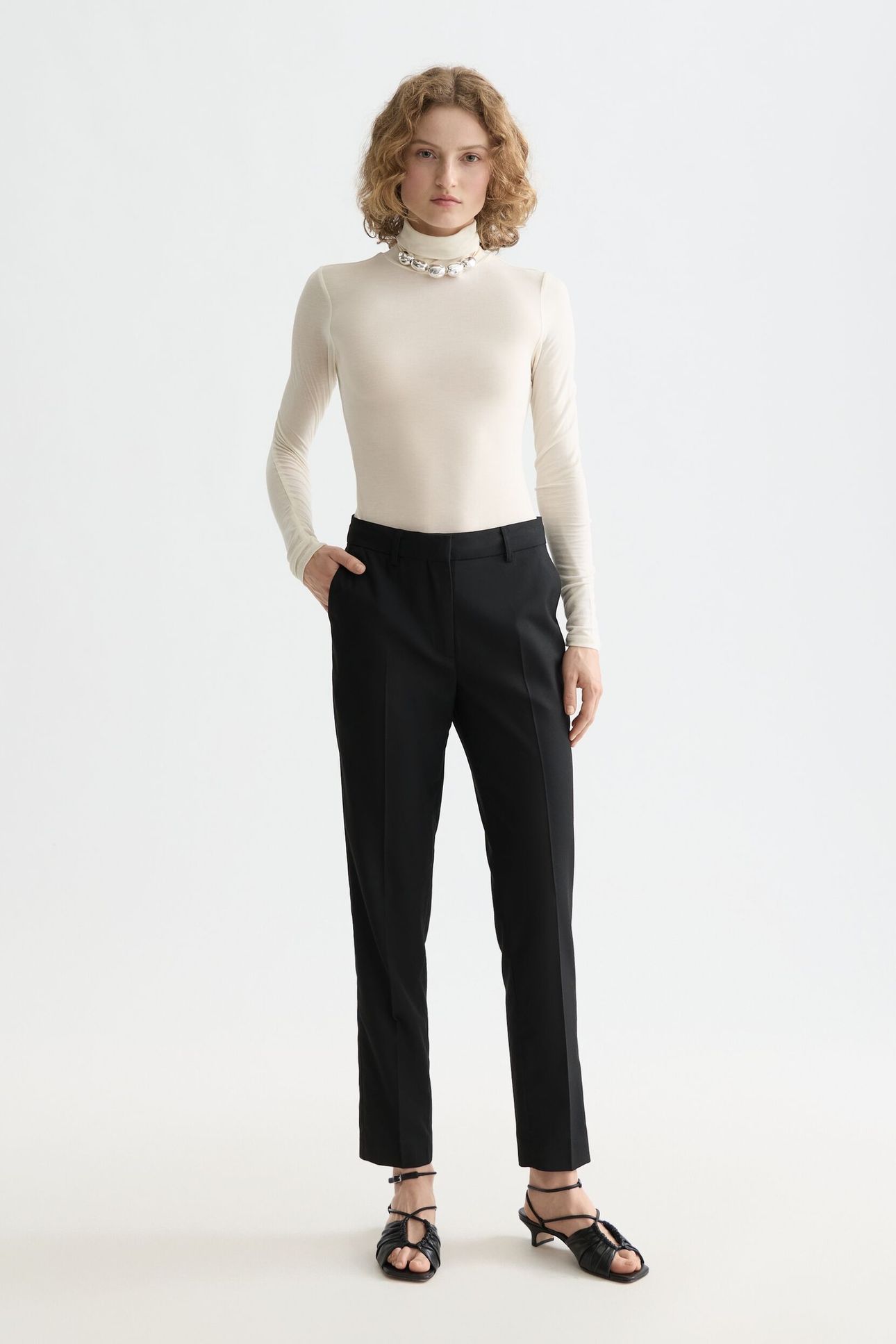 LOWRY PANT BLACK 2