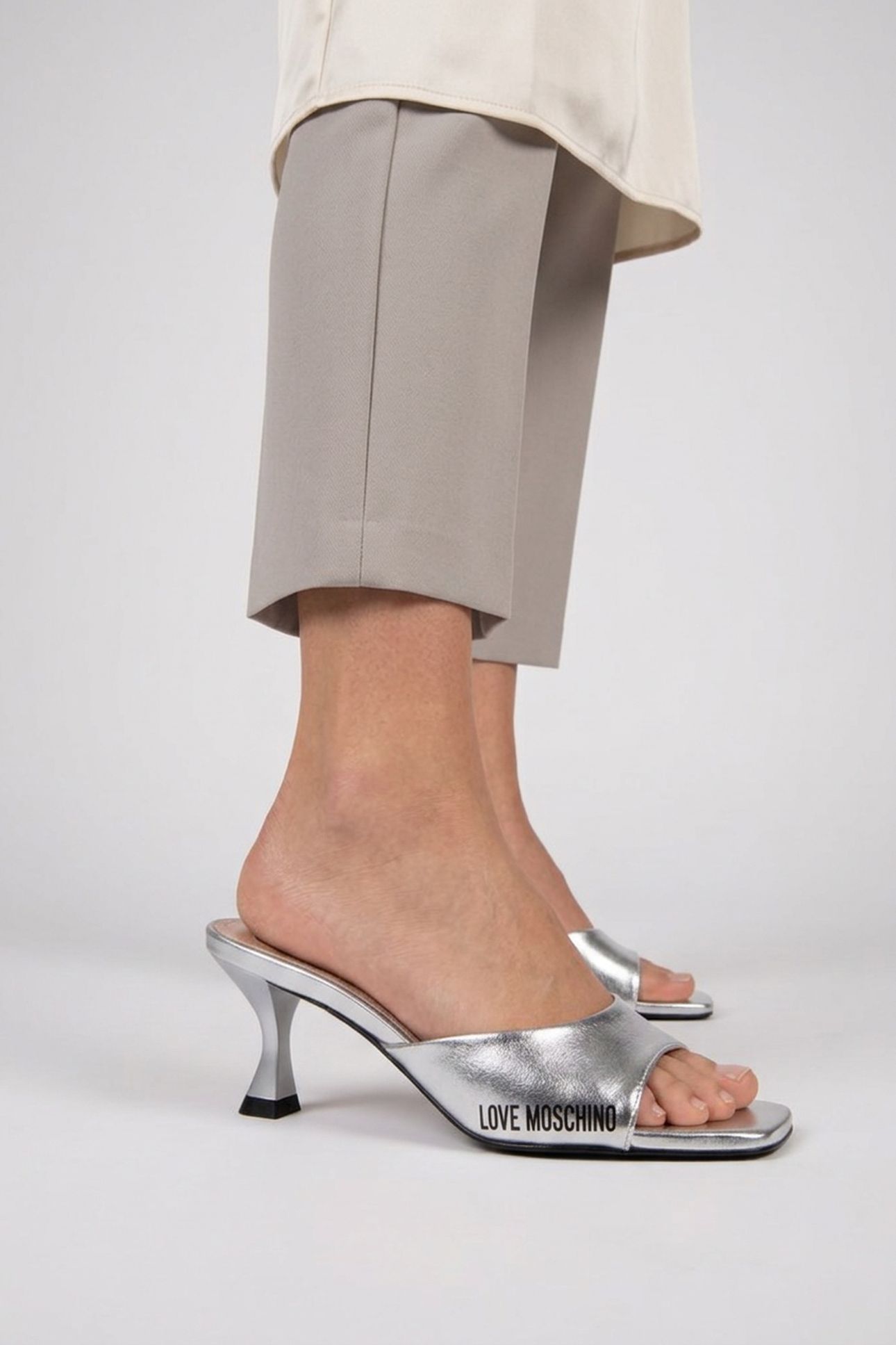 SANDALS SILVER 3