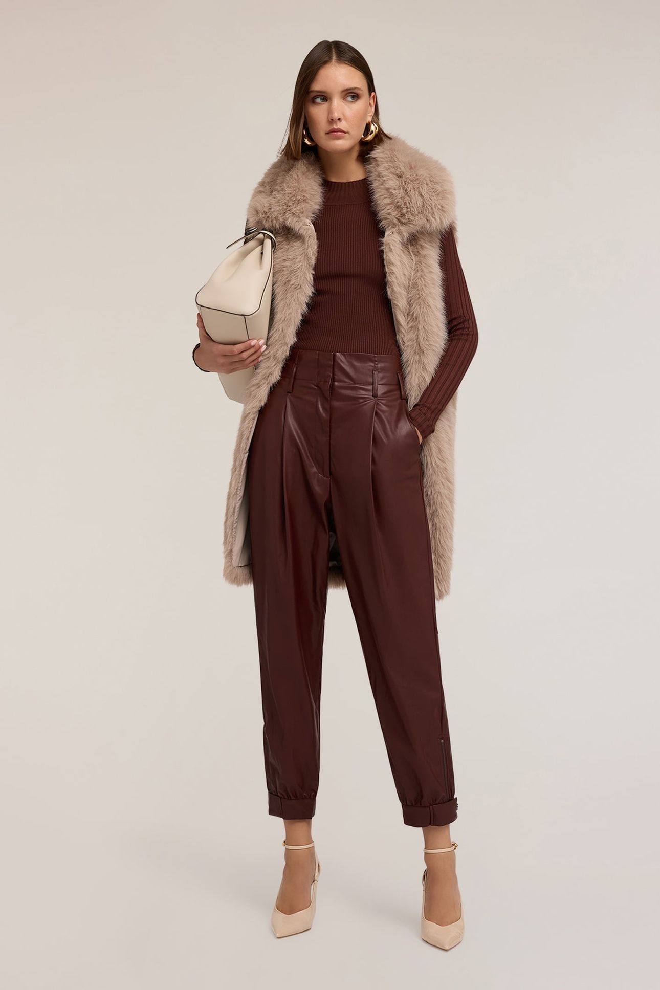 PLEATED TROUSERS IN COATED FABRIC BROWN 1