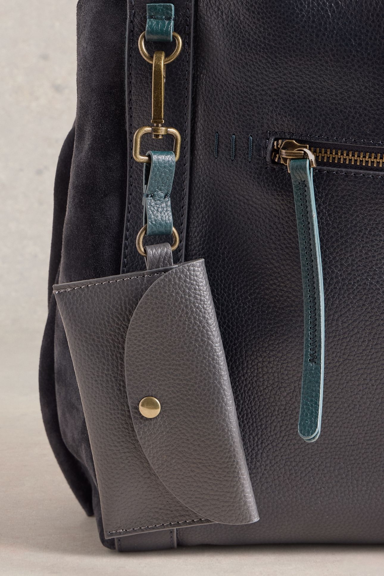 HANNAH LEATHER TOTE DARK NAVY 5