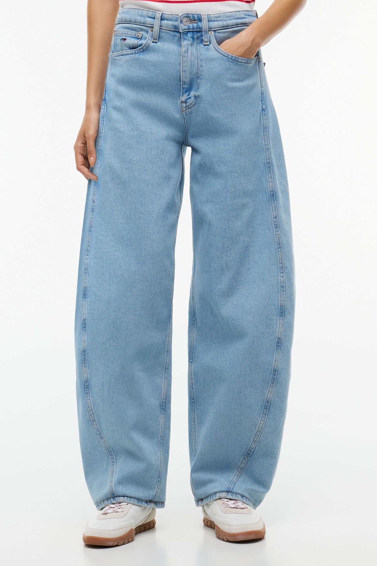 ELLA MID BARREL DENIM LIGHT 1