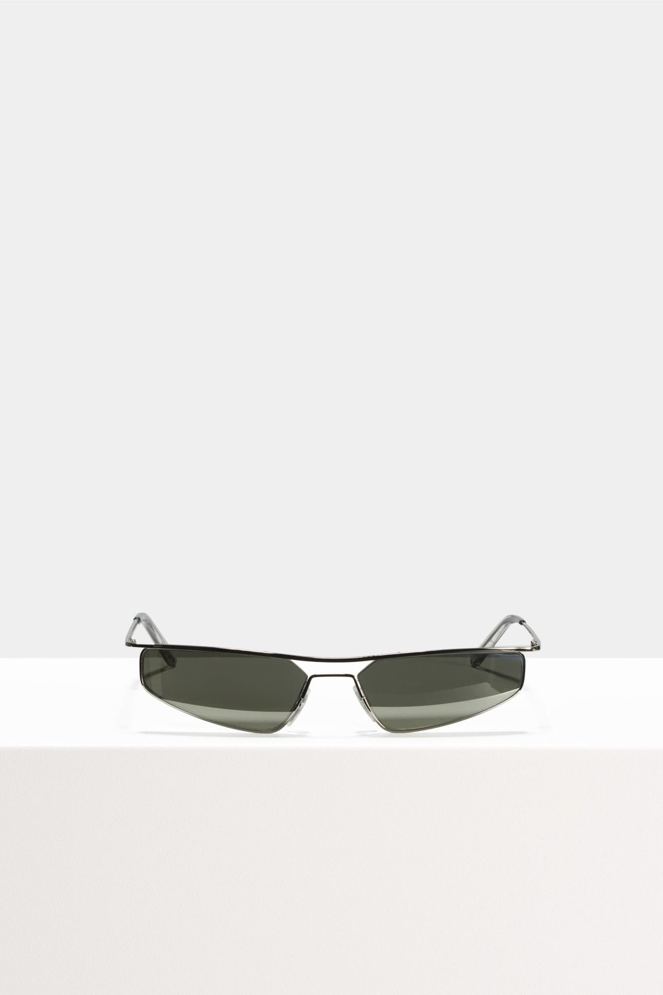 CMMN-NEO-SILVER-MIRROR-SUN 1