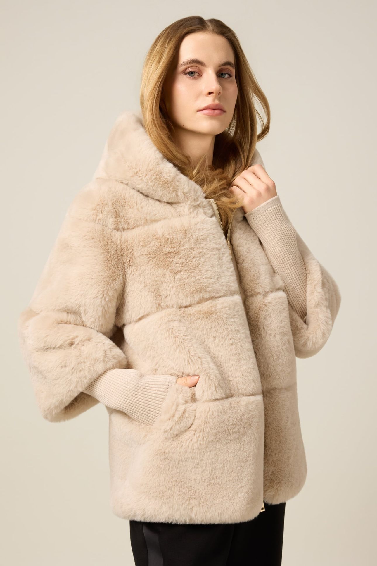 HOODED JACKET BEIGE 1