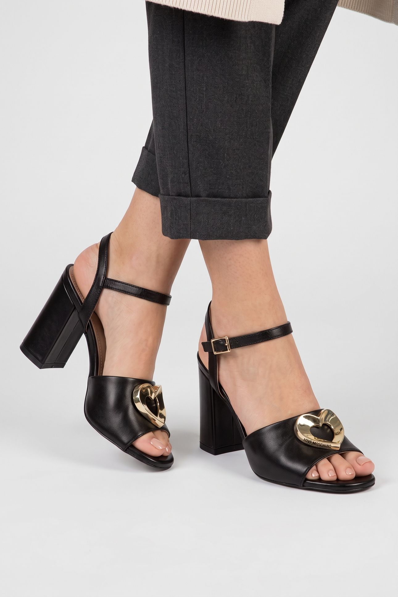 SANDALS SILVER 2