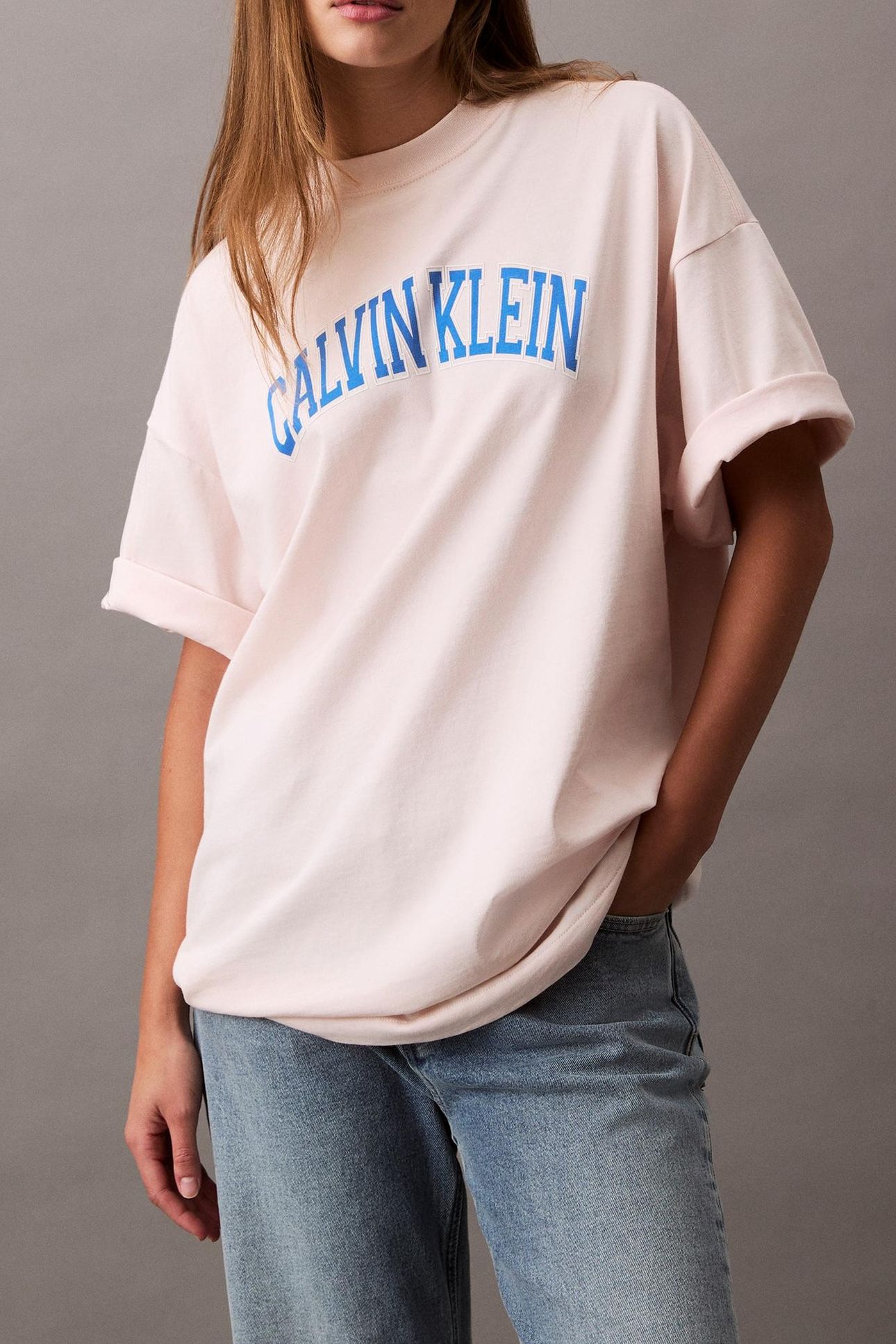 SS BOXY CALVIN KLEIN TEE CRYSTAL PINK 1