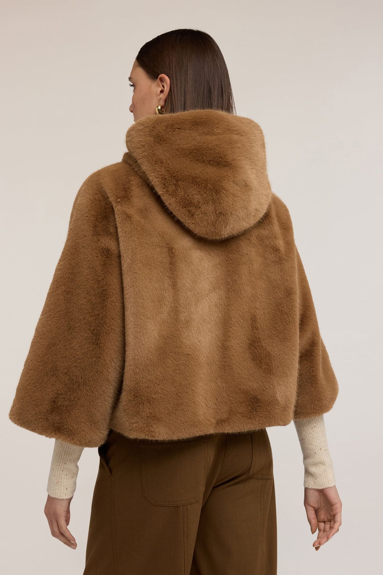 HOODED CAPE WITH PLUSH EFFECT BROWN 3