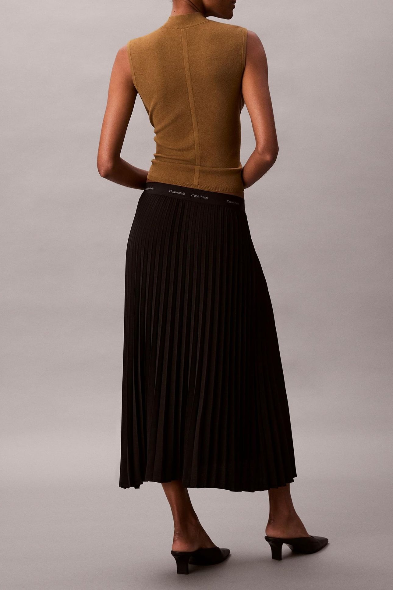 PLEATED CREPE MIDI SKIRT BLACK 2