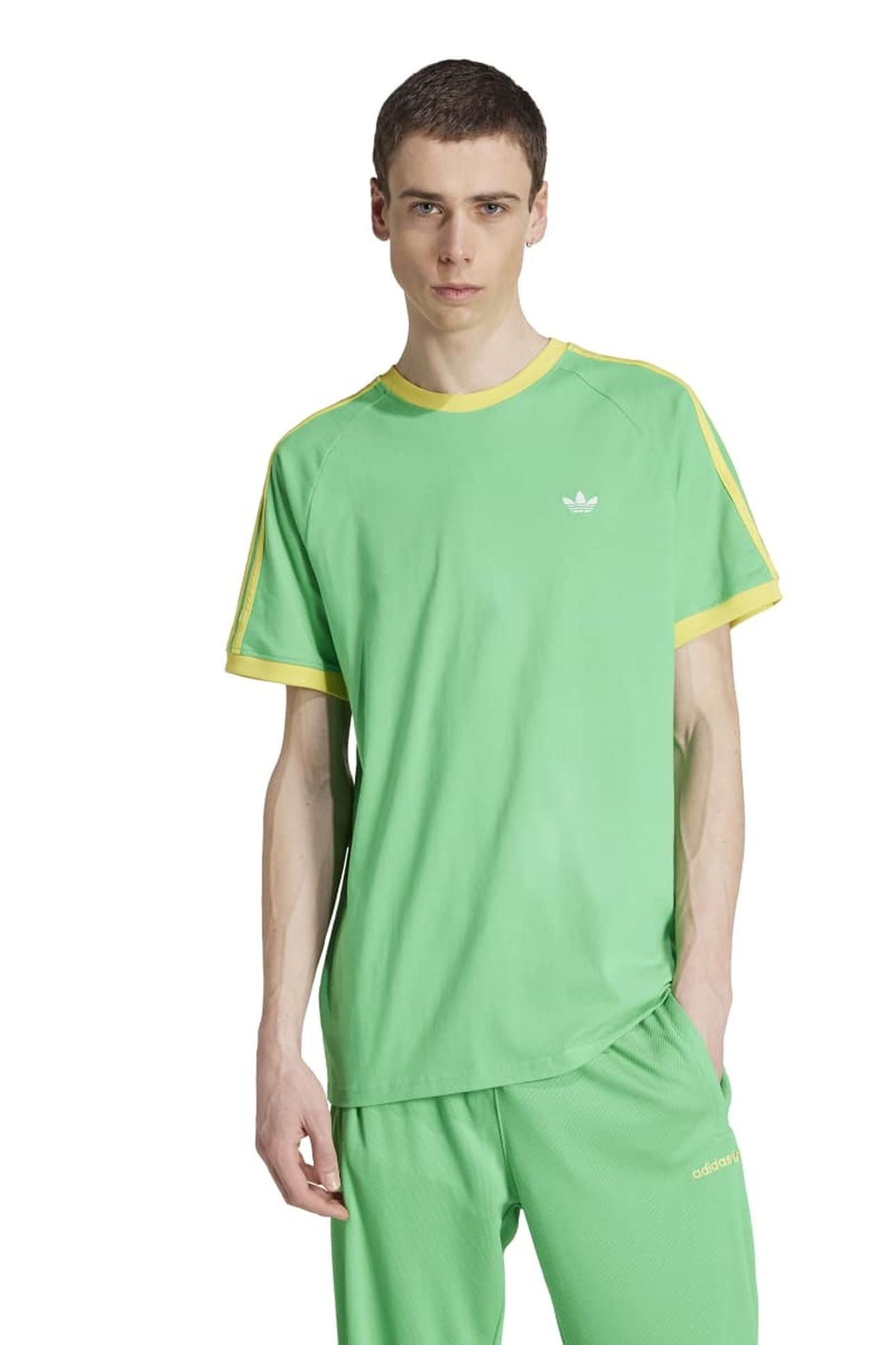 UNISEX Q2 MONOGRAM TEE ENERGY GREEN 1
