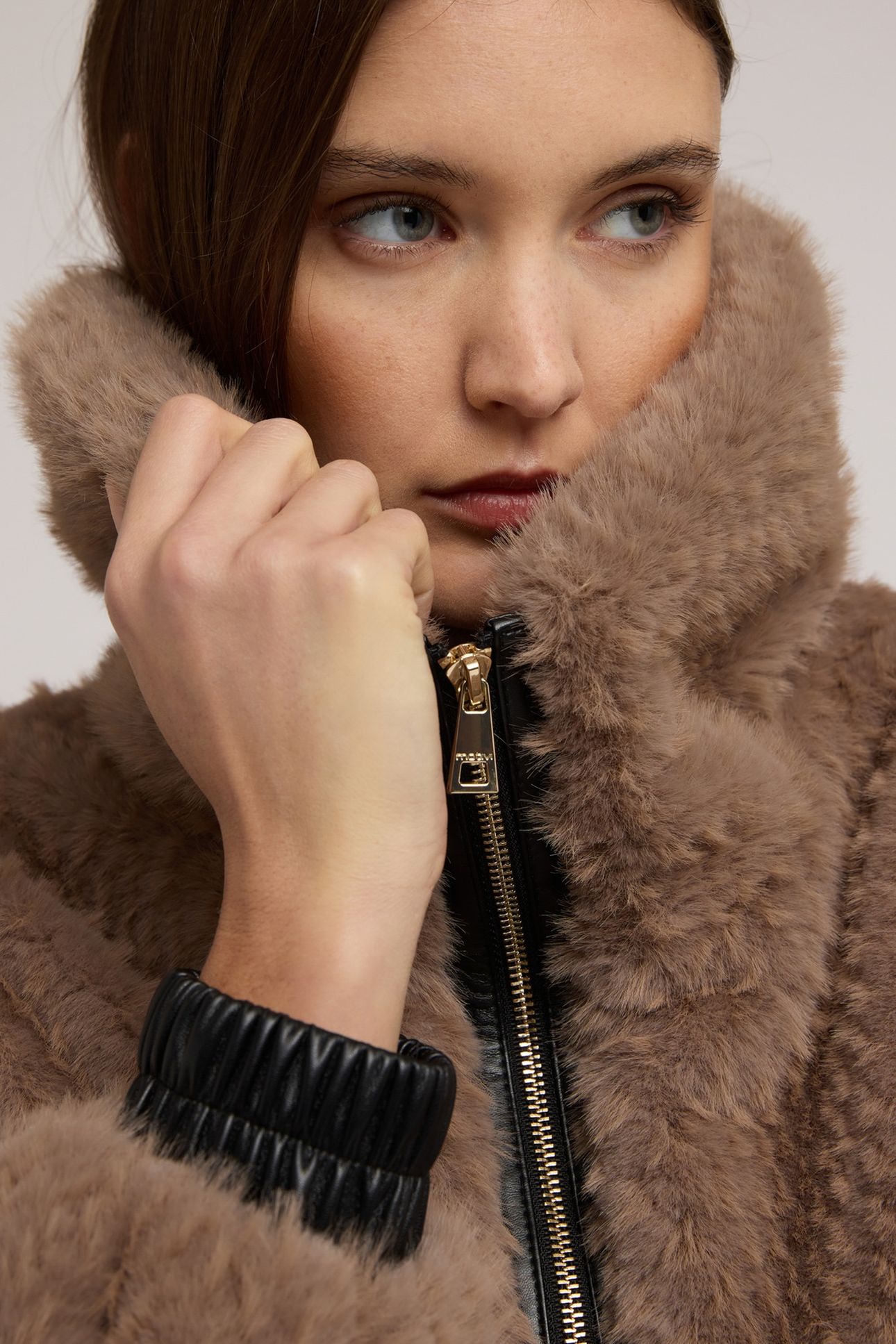 PLUSH EFFECT JACKET BROWN 5