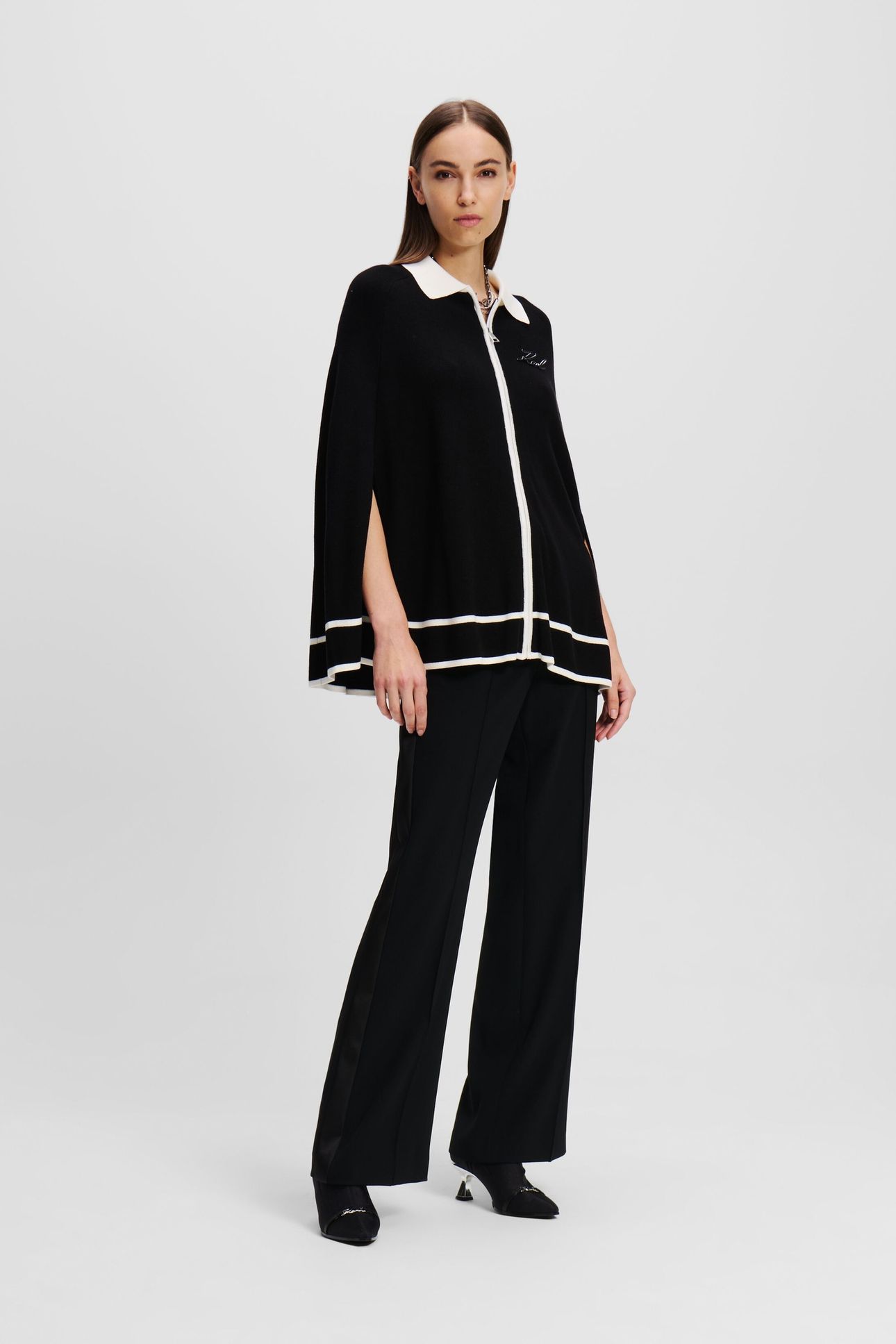 COLLAR CAPE BLACK 1