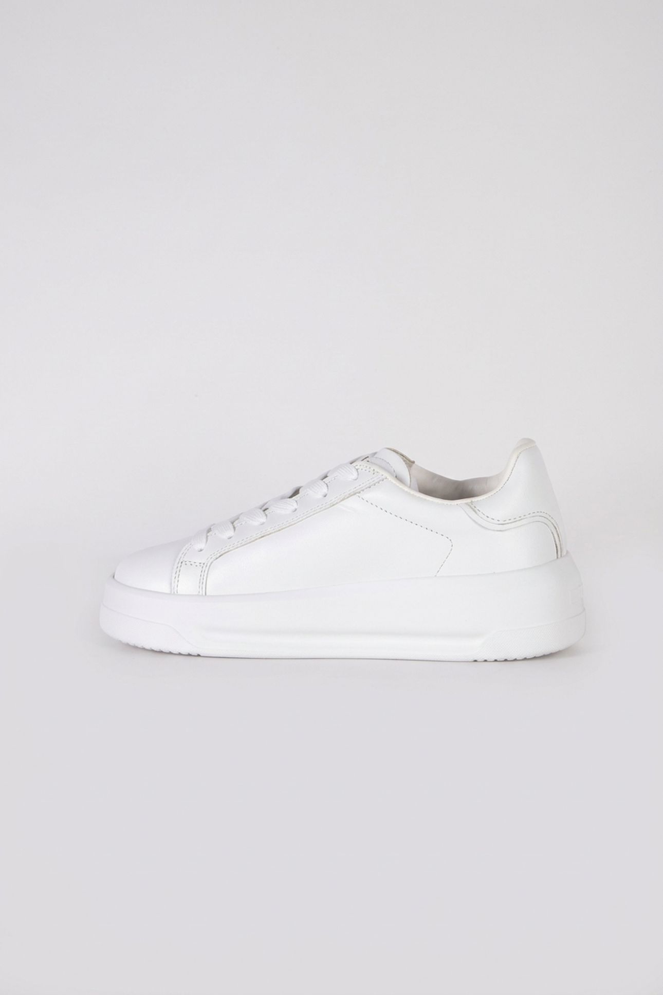 SNEAKERS WHITE 4
