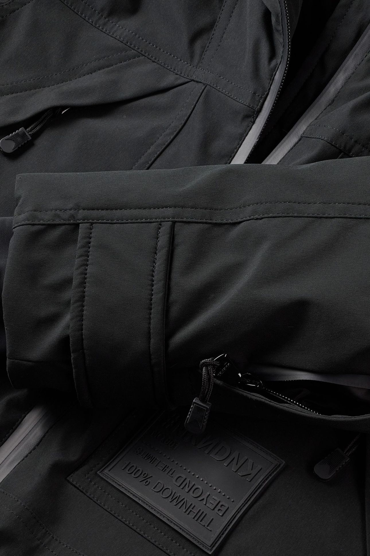 DRIES SKI JACKET BLACK 6