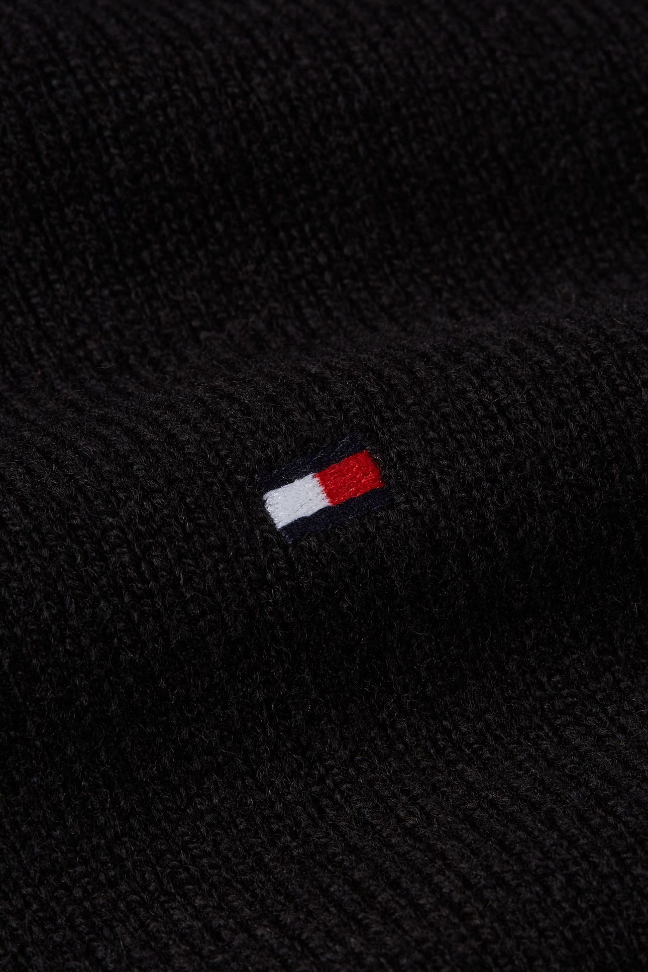 LAMBSWOOL CREW NECK BLACK 9