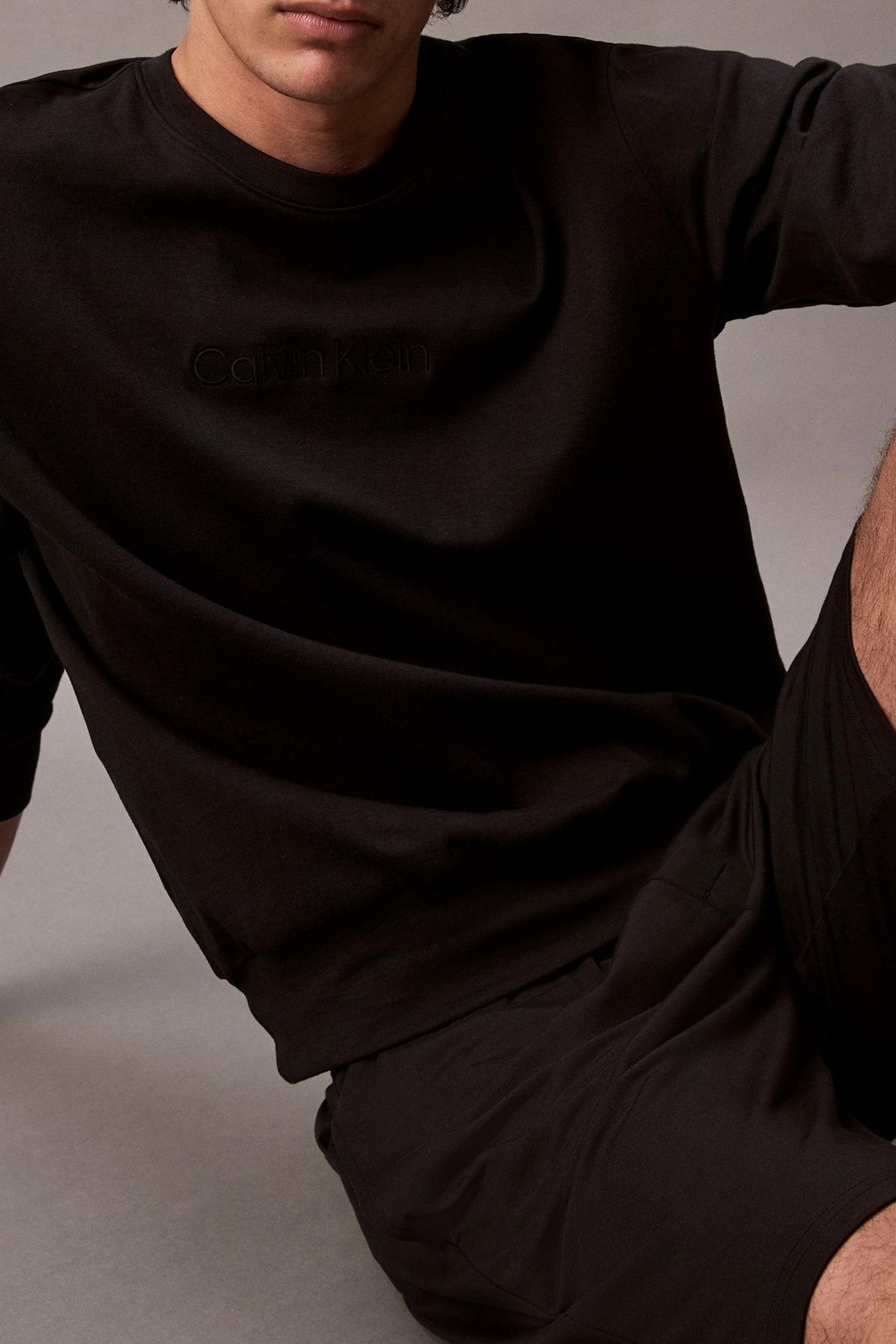 L/S SWEATSHIRT BLACK 5