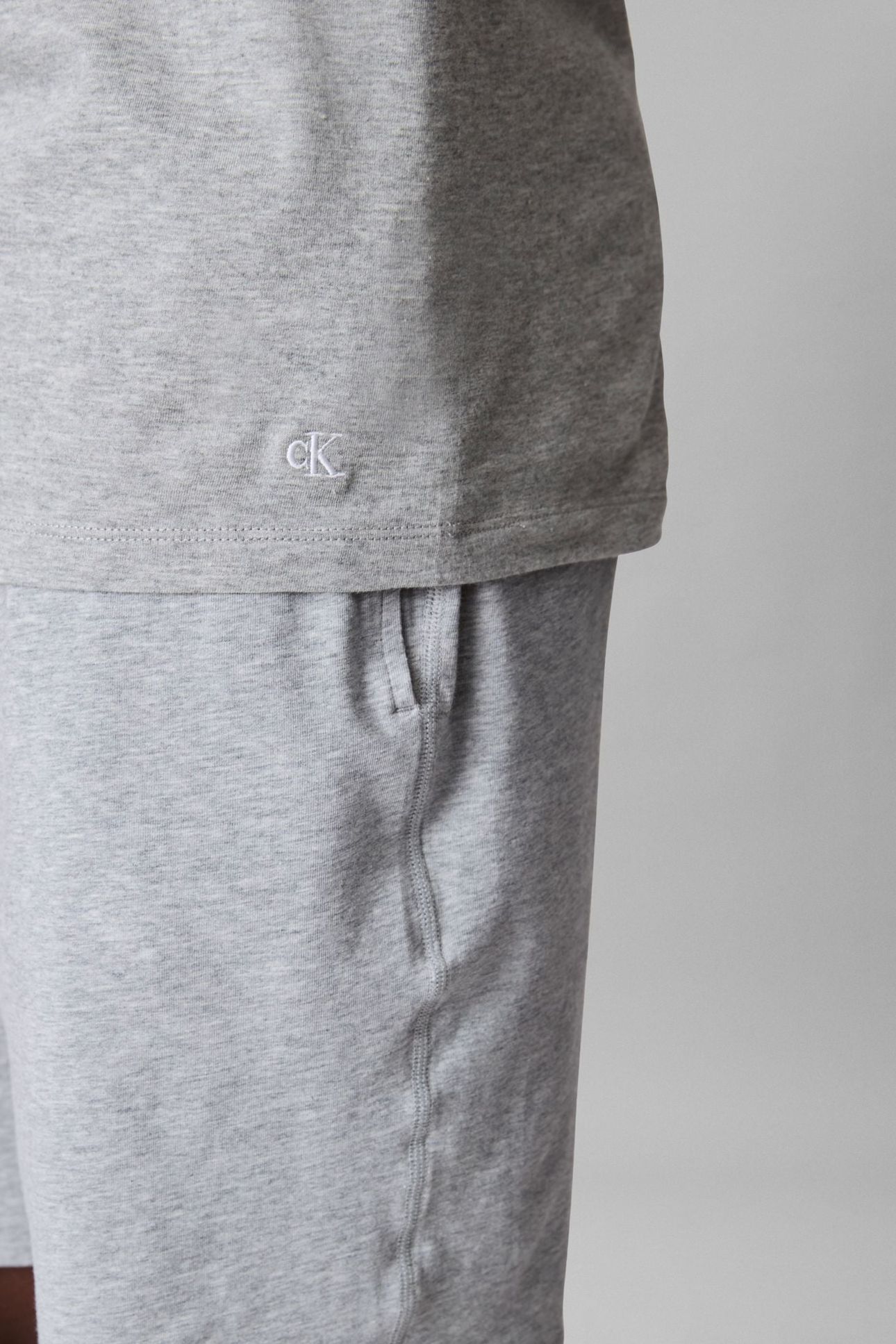 S/S CREW NECK 3-PABLACK/GREY HEATHER/WHITE 6