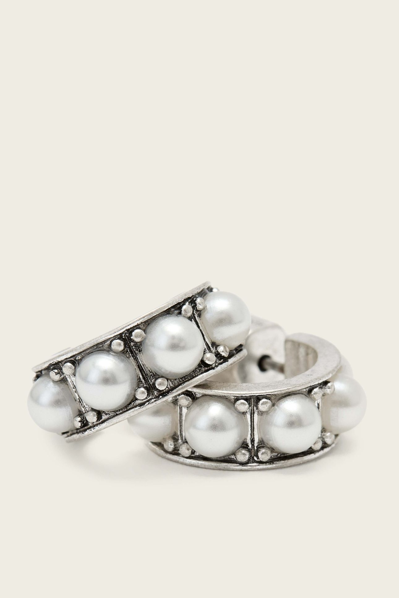 NELLIE SML HOOP WARM SILVER 2