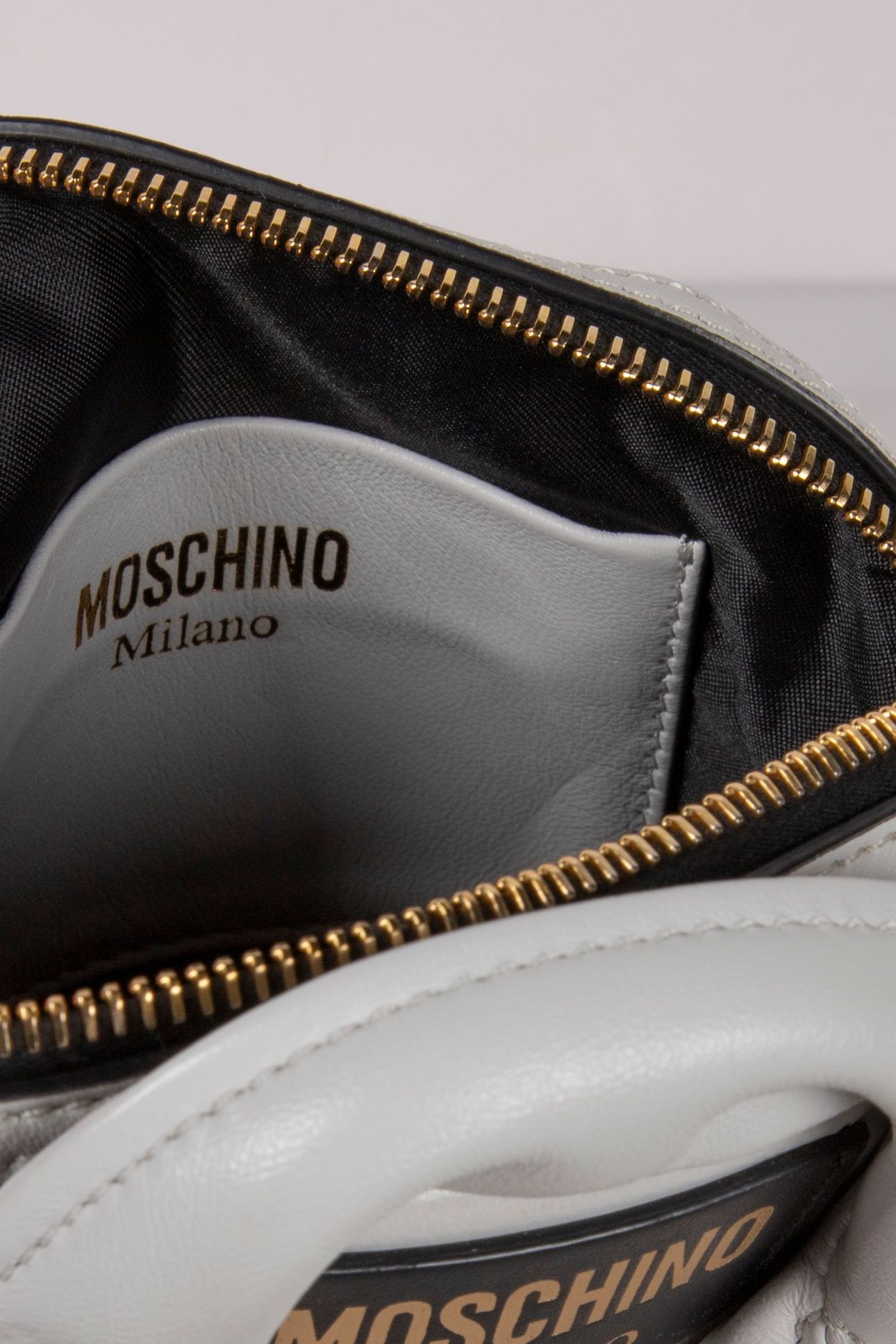 BAG WHITE 5