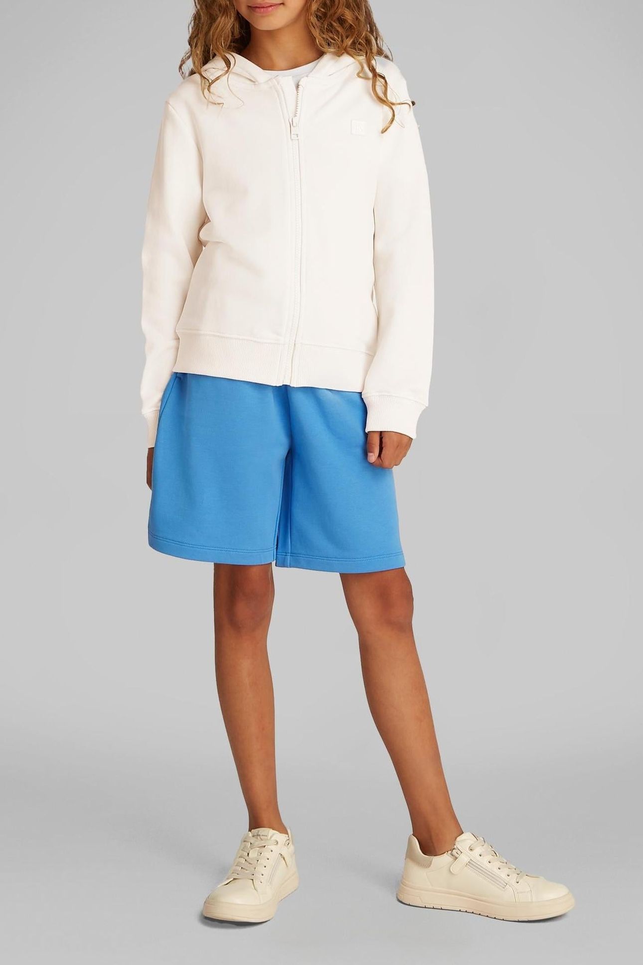 UNISEX MINI BADGE ZIP-THROUGH TOFU 1