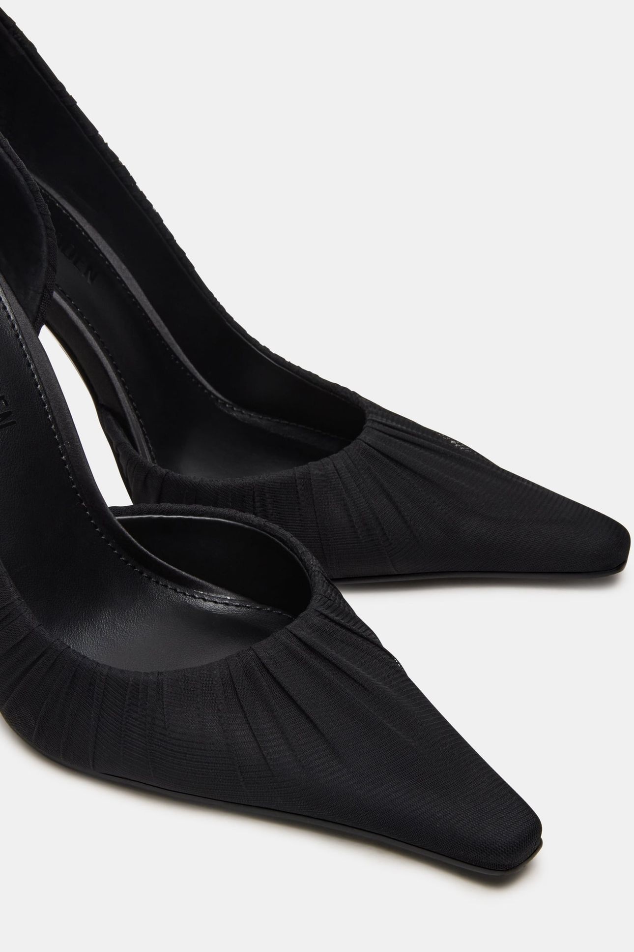 EVANGELINE PUMPS BLACK MESH 4
