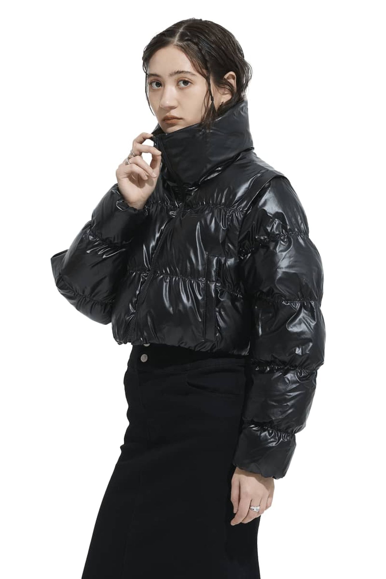 ESSENTIAL GLOSSY PUFFER BLACK 2