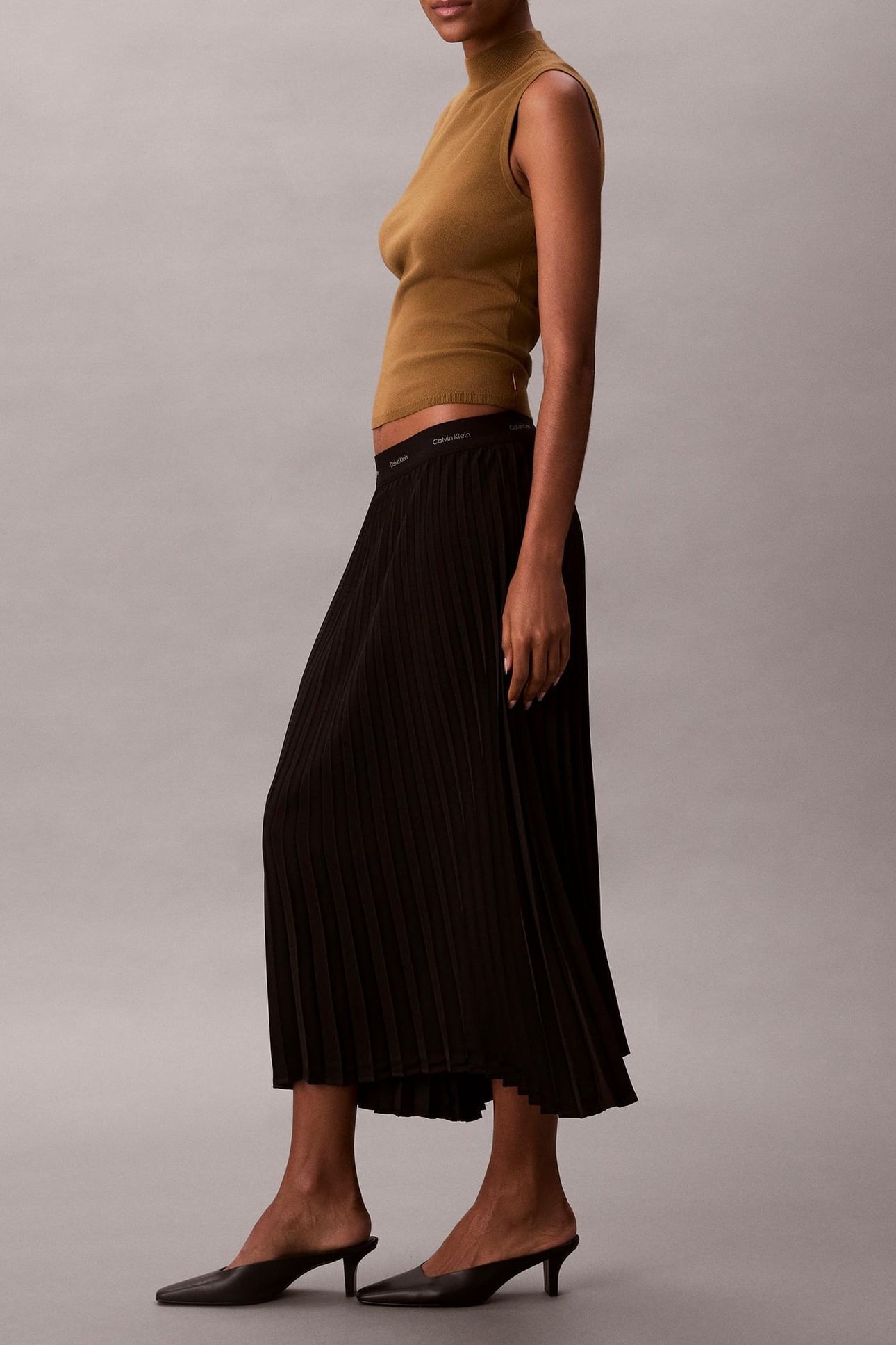 PLEATED CREPE MIDI SKIRT BLACK 4