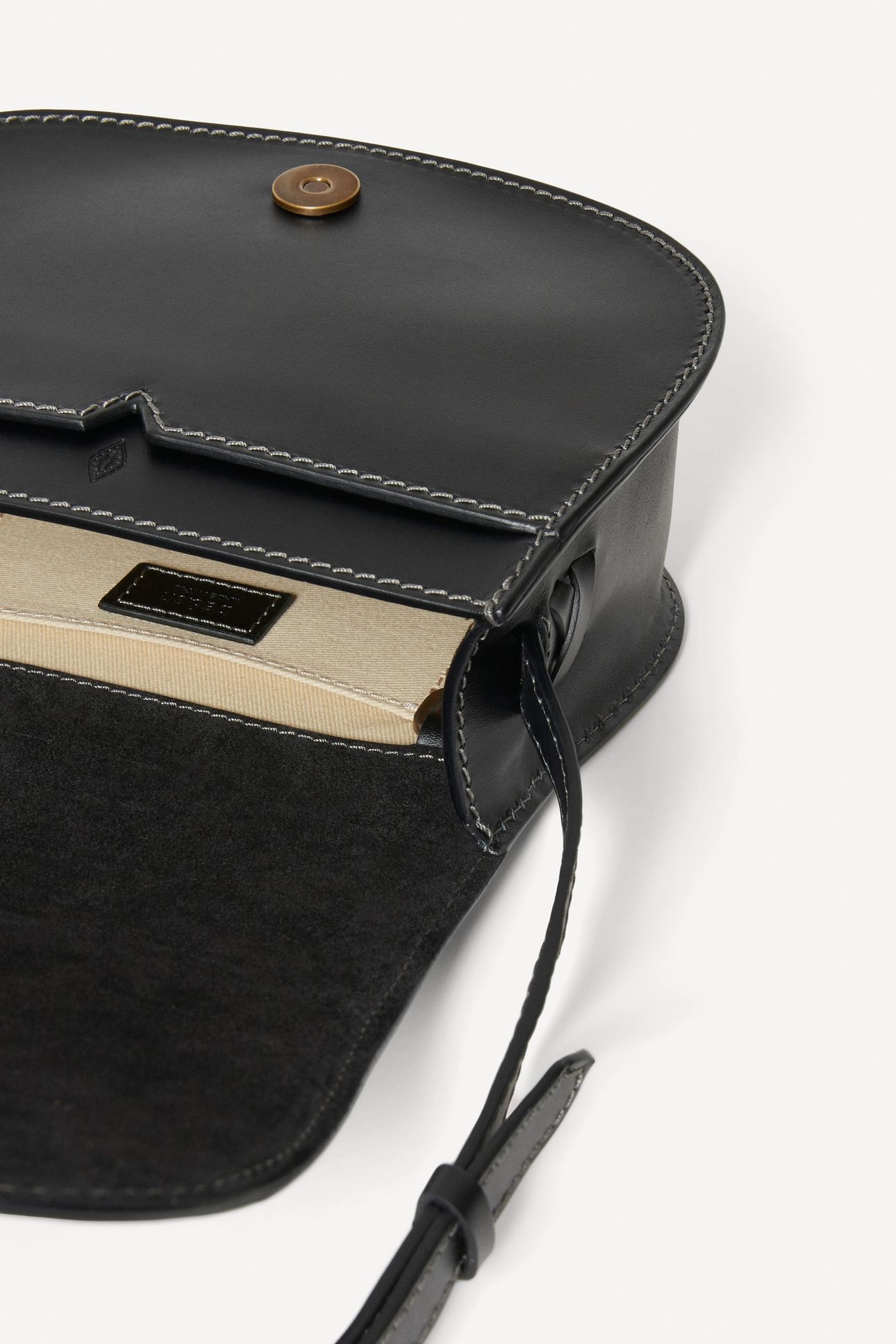 HAND BAG BLACK 4