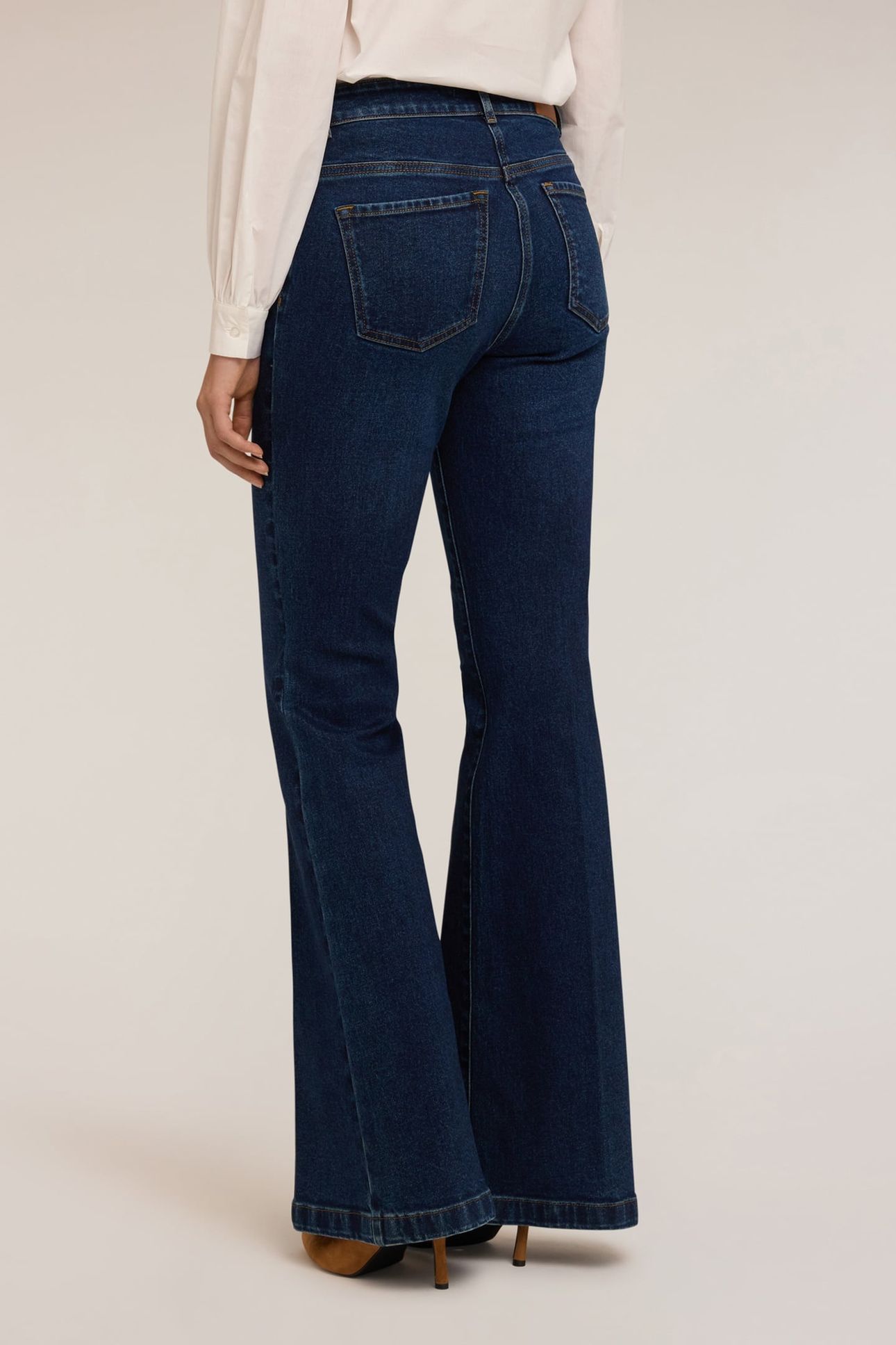 FLARE JEANS WITH METAL TOGGLES BLUE 3