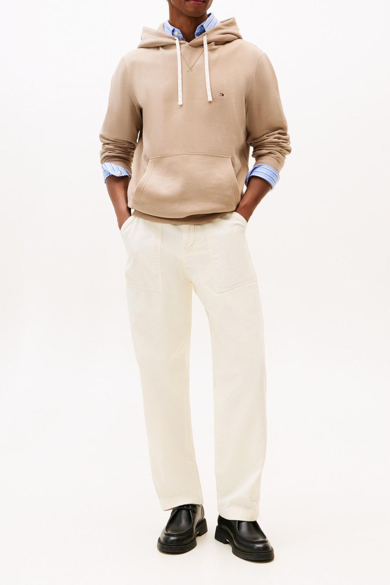 ESSENTIAL SEASONAL FLEECE COASTAL TAUPE 2