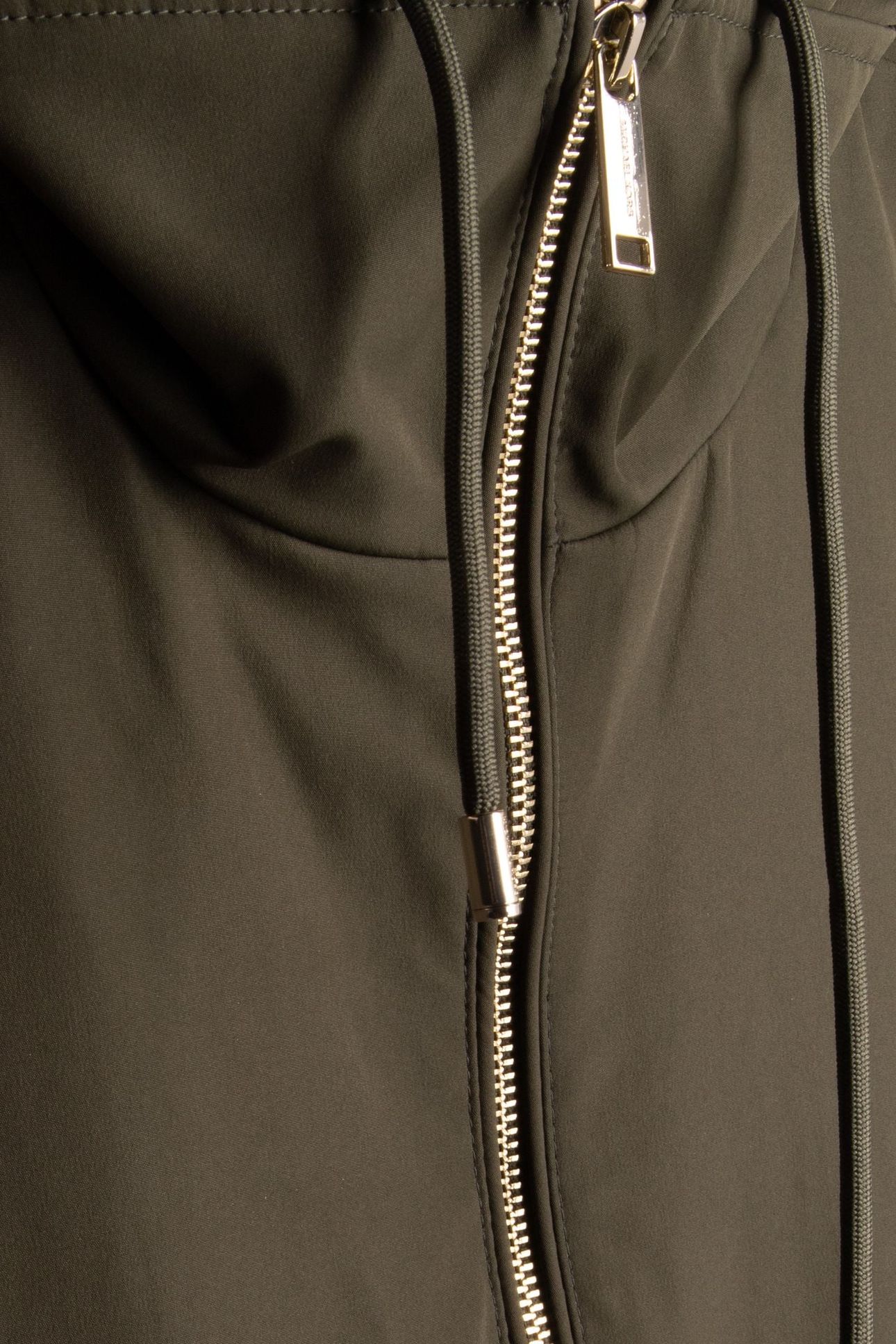 SOFTSHELL WITH BIB OLIVE 4