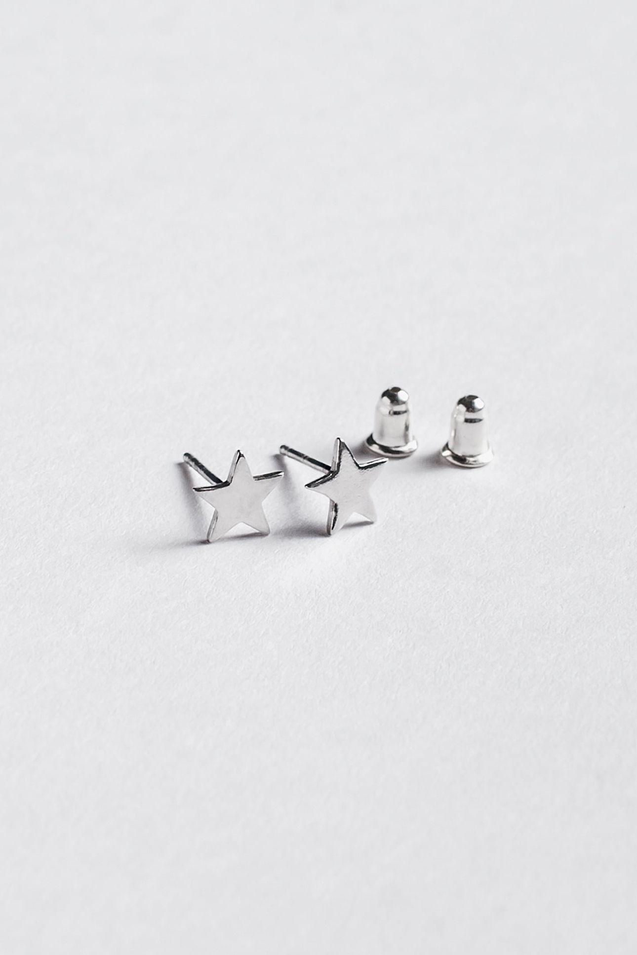 THE STAR STUD EARRINGS 2