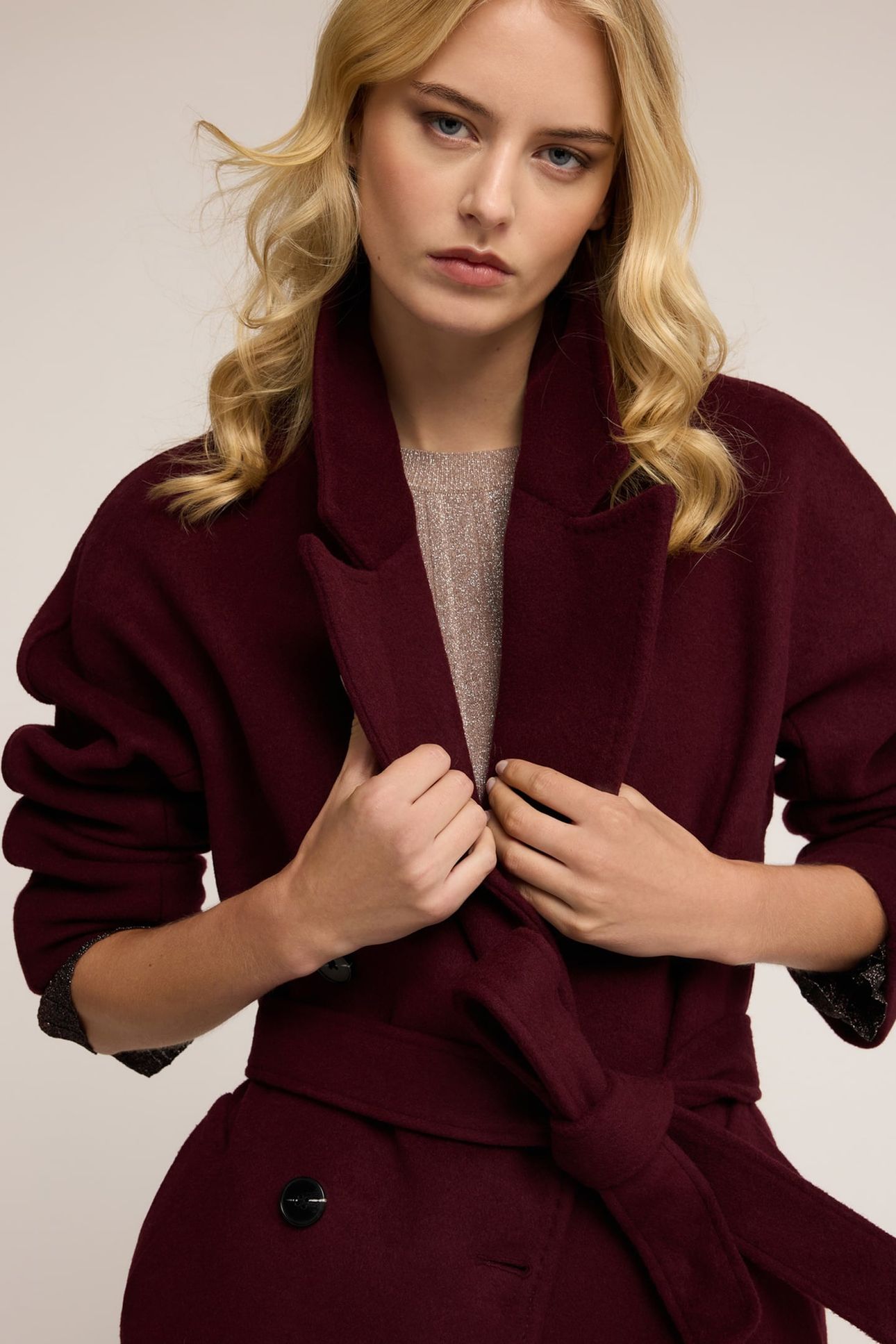 DOUBLE-BREASTED COAT IN WOOL BLEND DRAP BURGUNDY 5