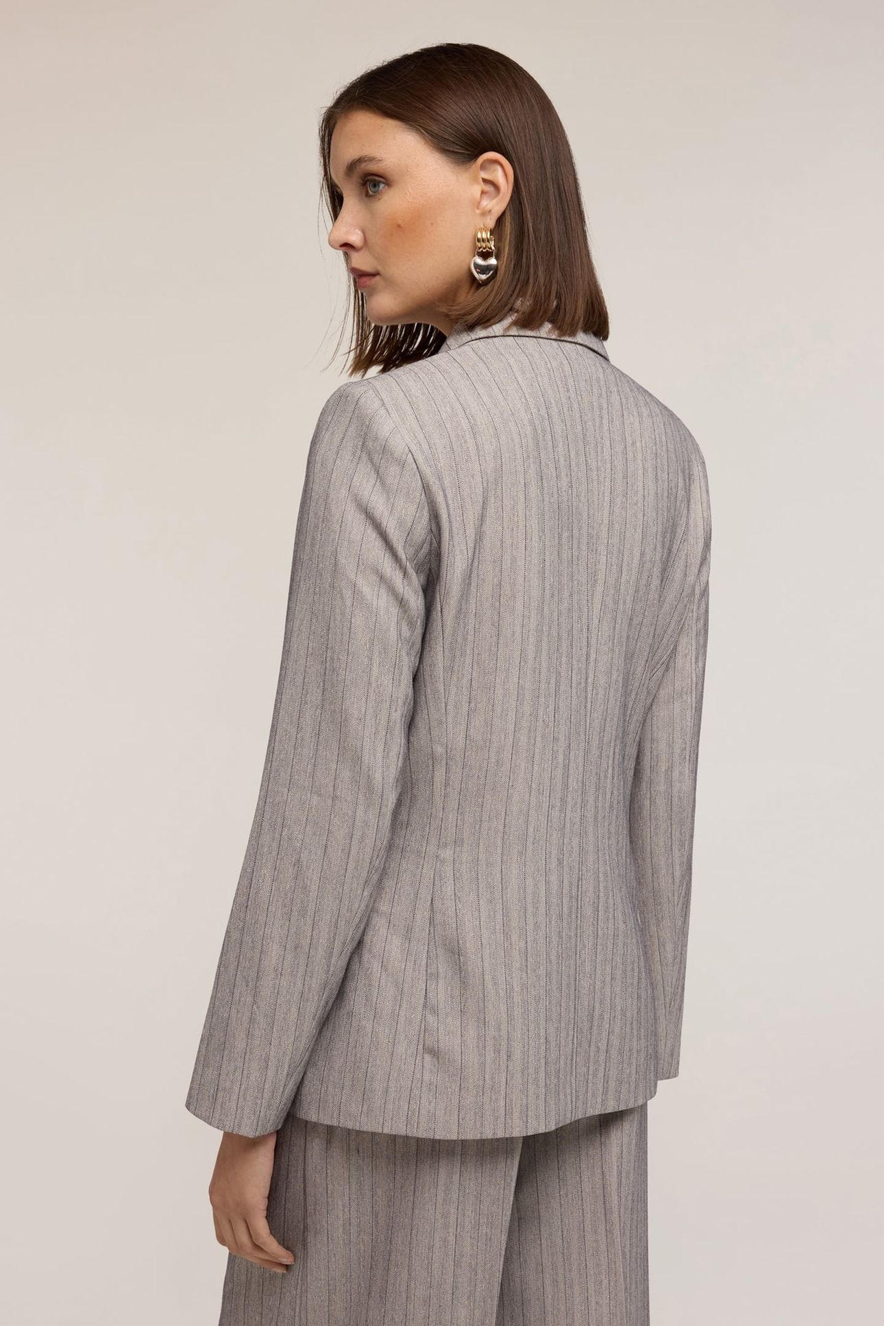 STRUCTURED DOUBLE-BREASTED PINSTRIPE JACKET GREY 3