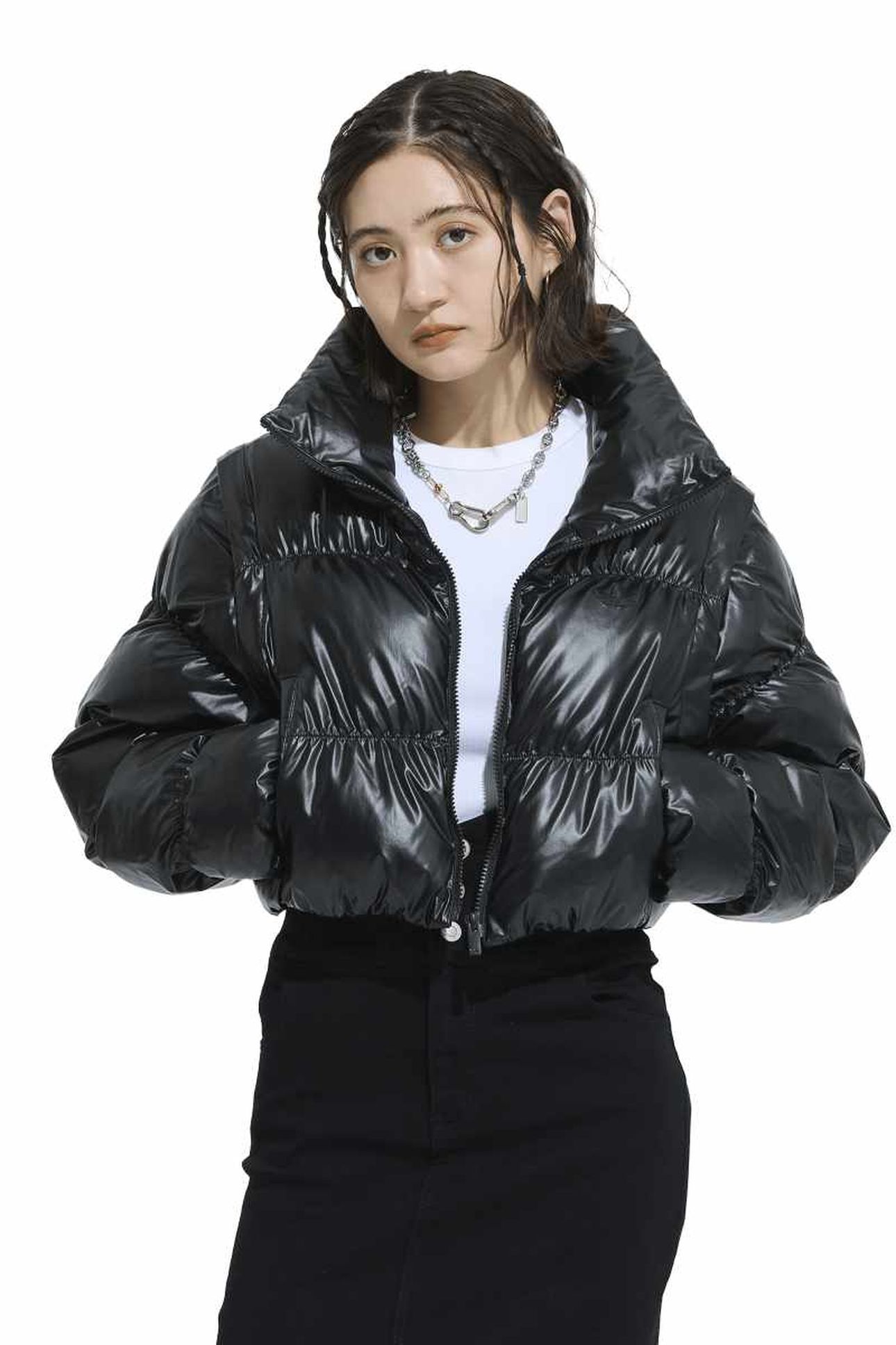 ESSENTIAL GLOSSY PUFFER BLACK 1