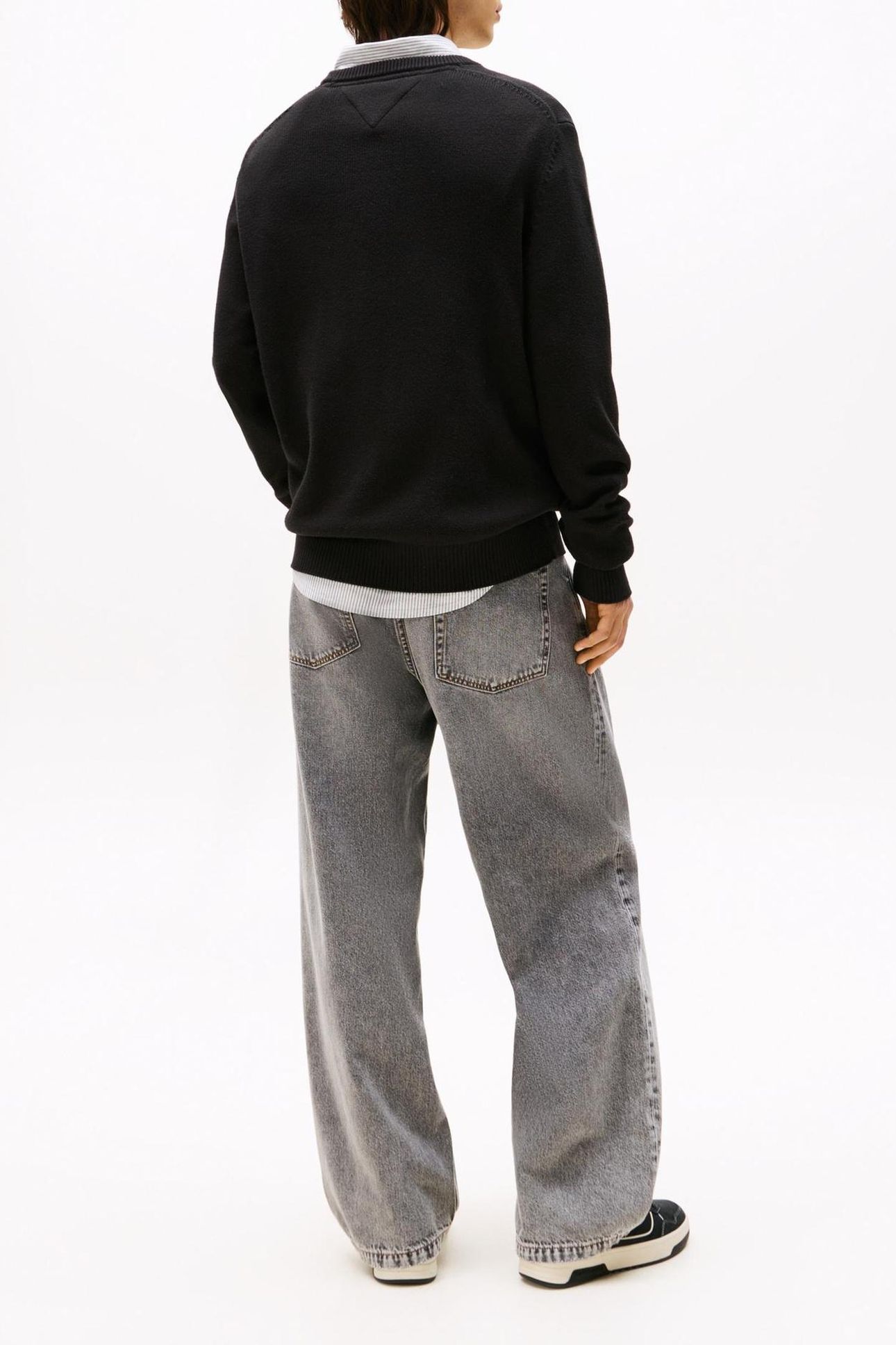 TJM SLIM ESSENTIAL SWEATER BLACK 6