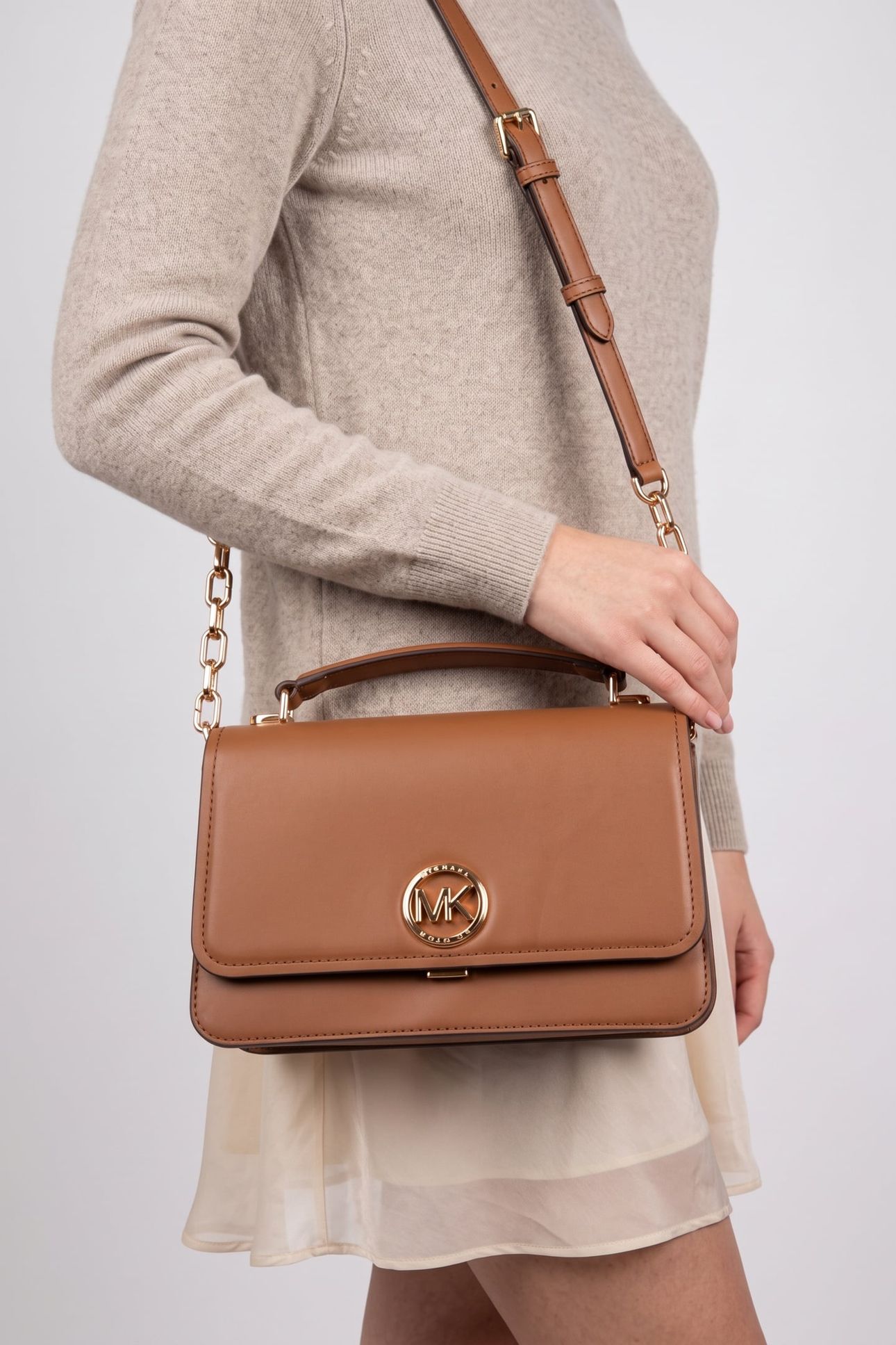 MEDIUM CHAIN SATCHEL LUGGAGE 3