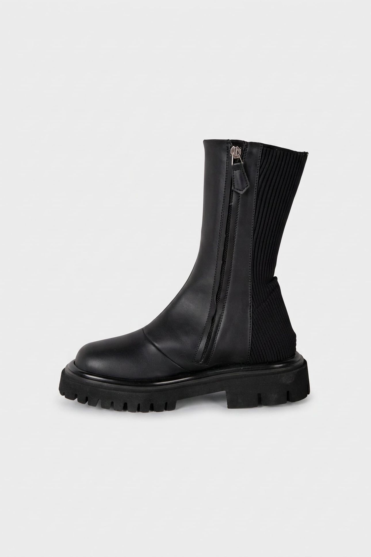 FOOTWEAR BLACK 4