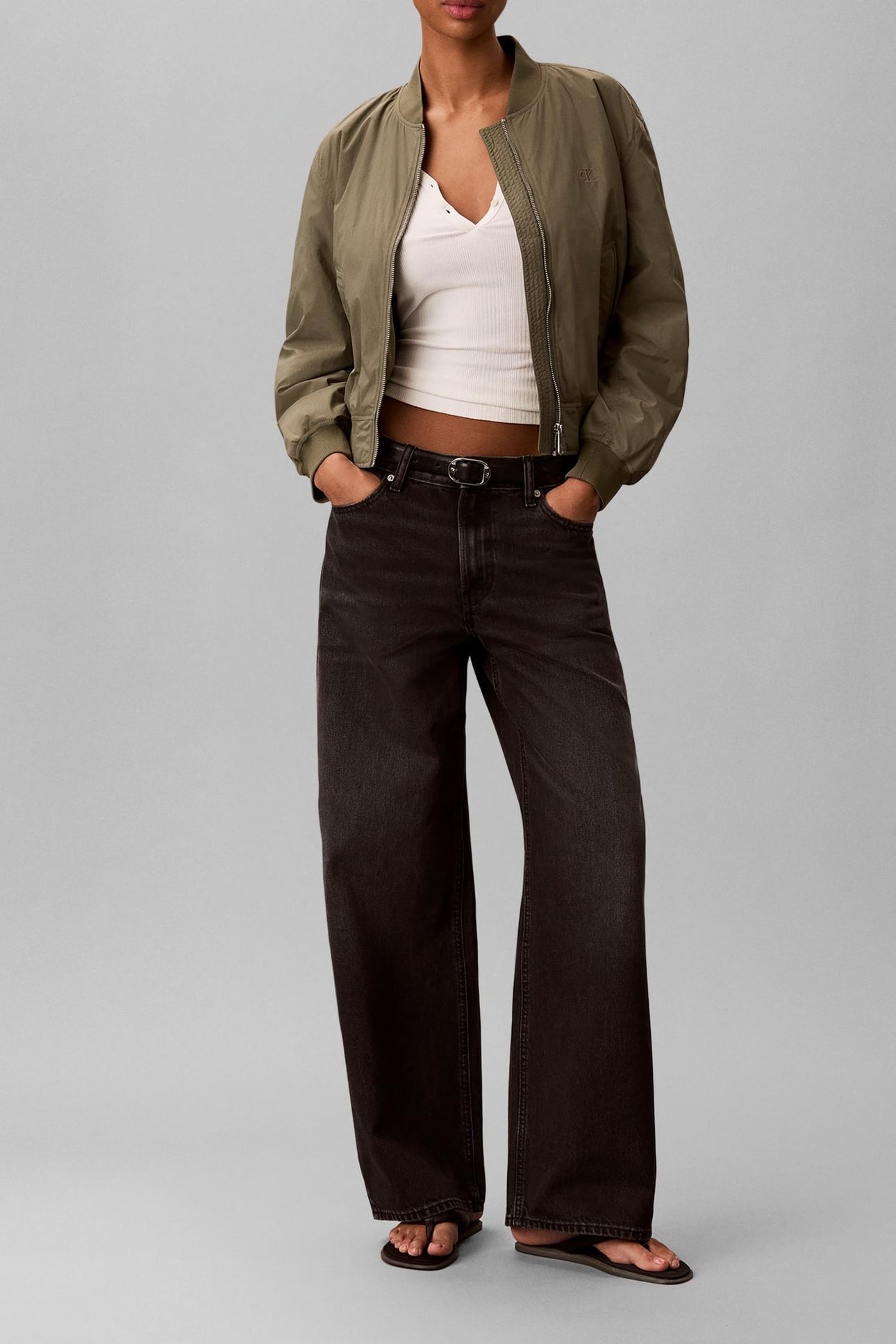 ESSENTIAL NYLON BOMBER DUSTY OLIVE 3