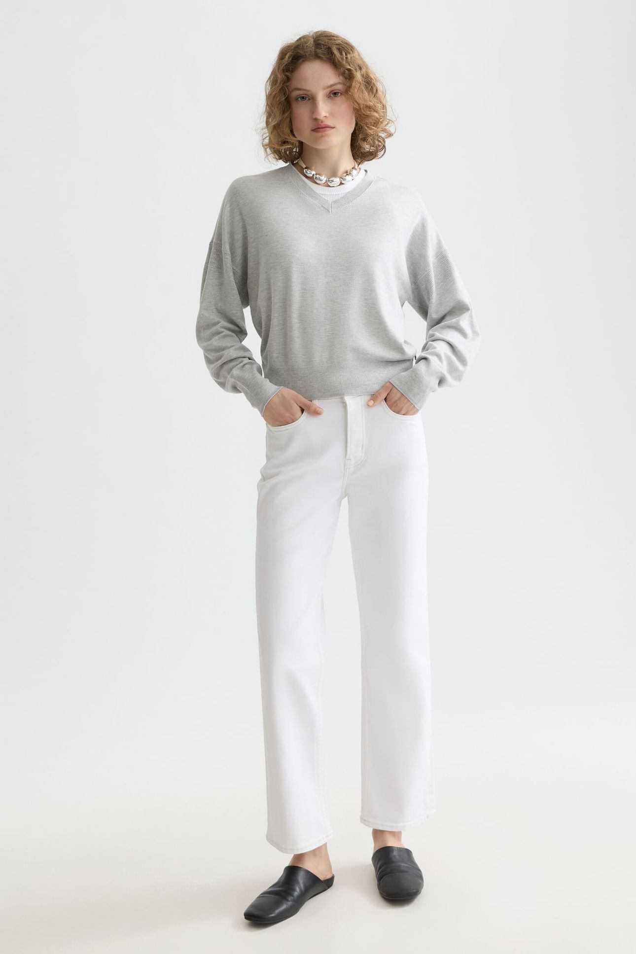 THE SKY STRAIGHT JEANS COOL WHITE 2